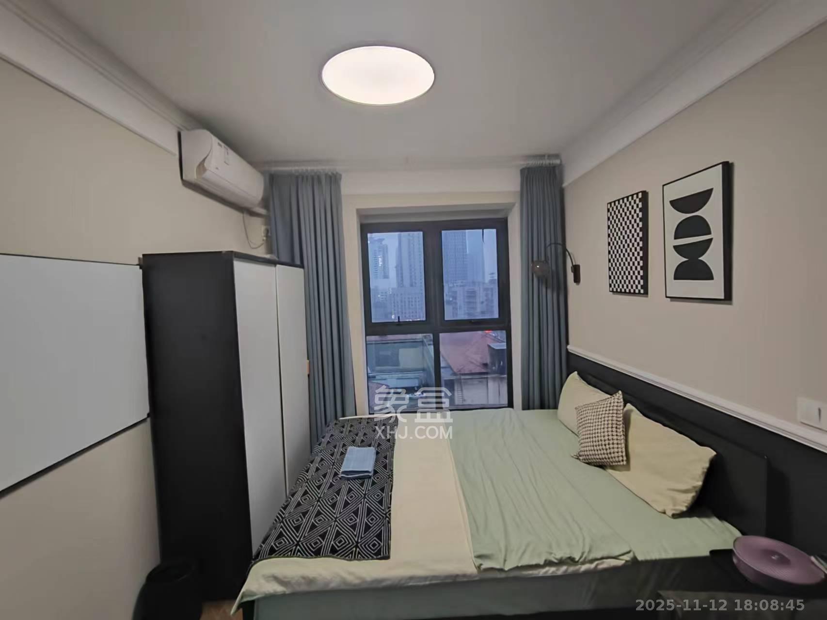 中天广场  1室1厅1卫    1800.0元/月室内图