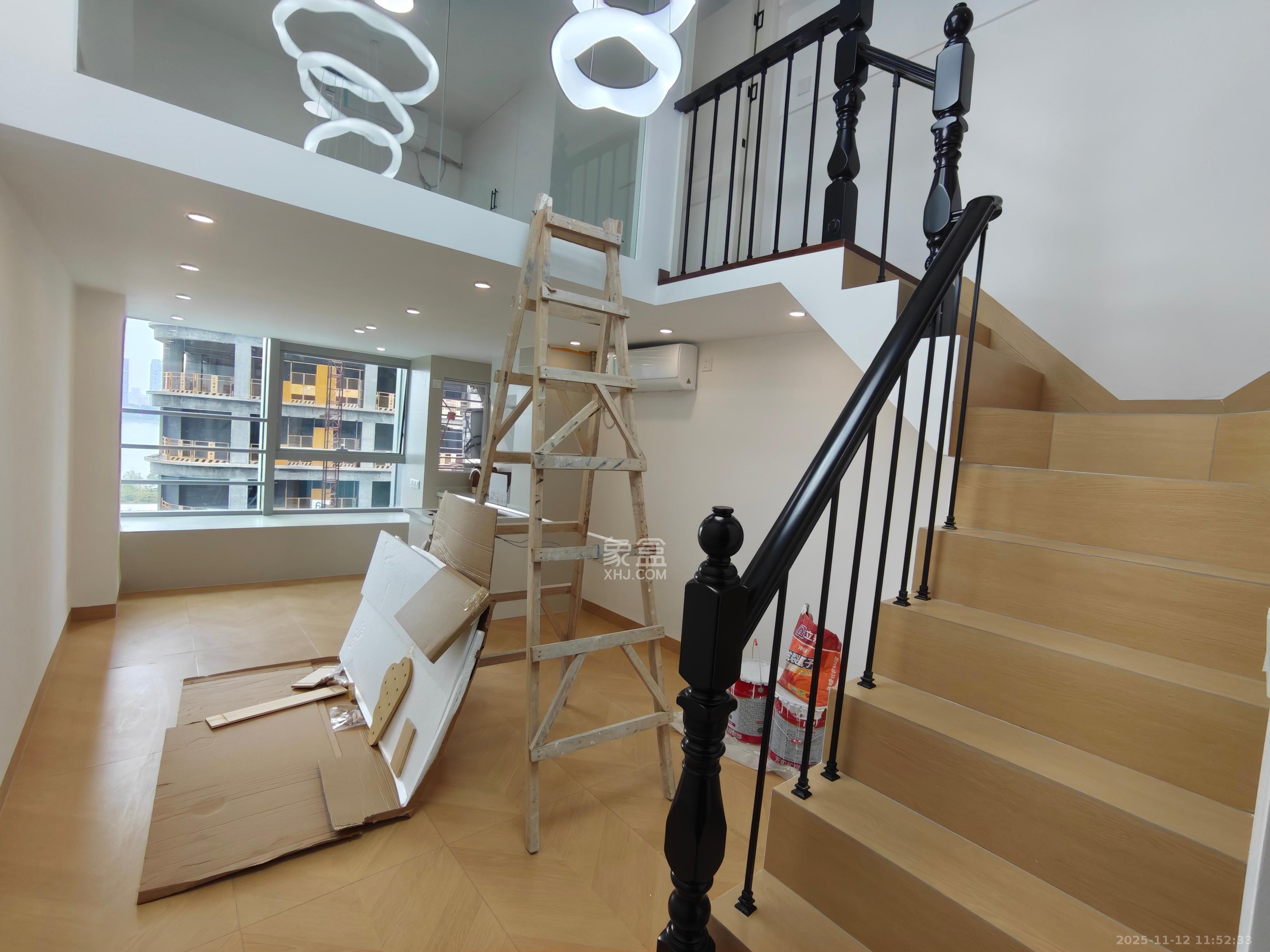 复地滨江金融中心  1室1厅1卫    3100.0元/月室内图