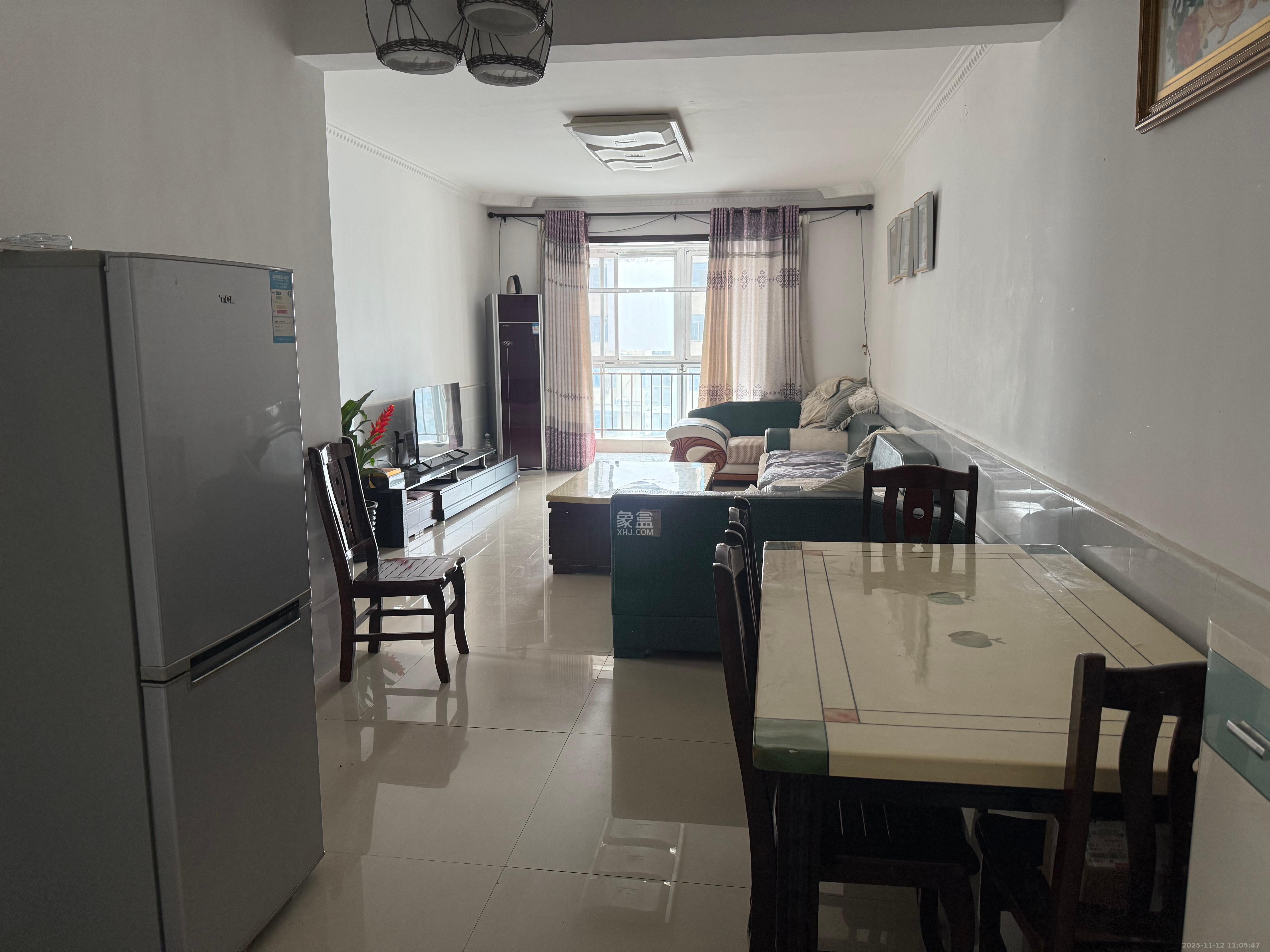 水映青山  2室2厅1卫    1900.0元/月室内图