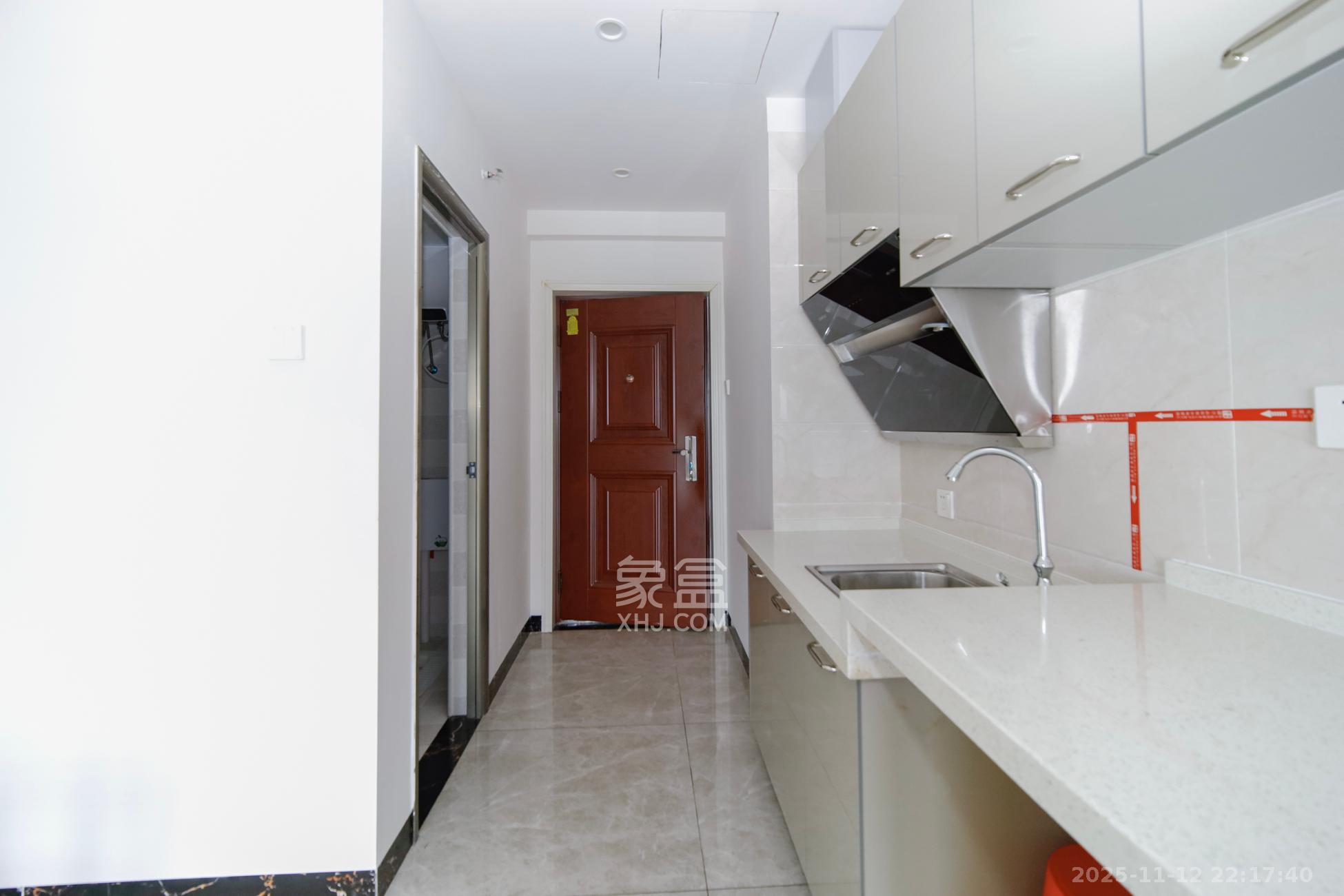 五峰国际  1室1厅1卫    22.8万厨房