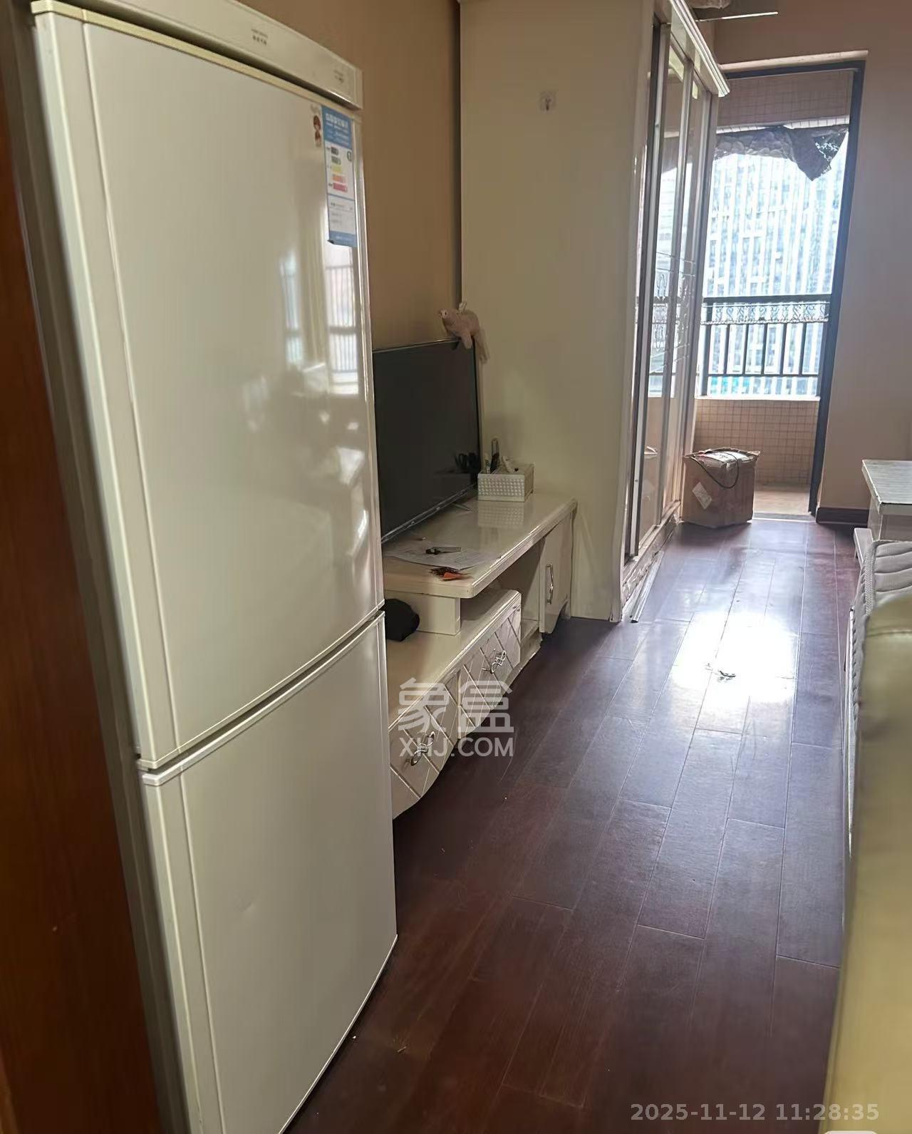 香樟兰亭(朗峰苑) 1室1厅1卫 1200.0元/月 香樟兰亭(朗峰苑) 1室1厅1卫 1200.0元/月室内图