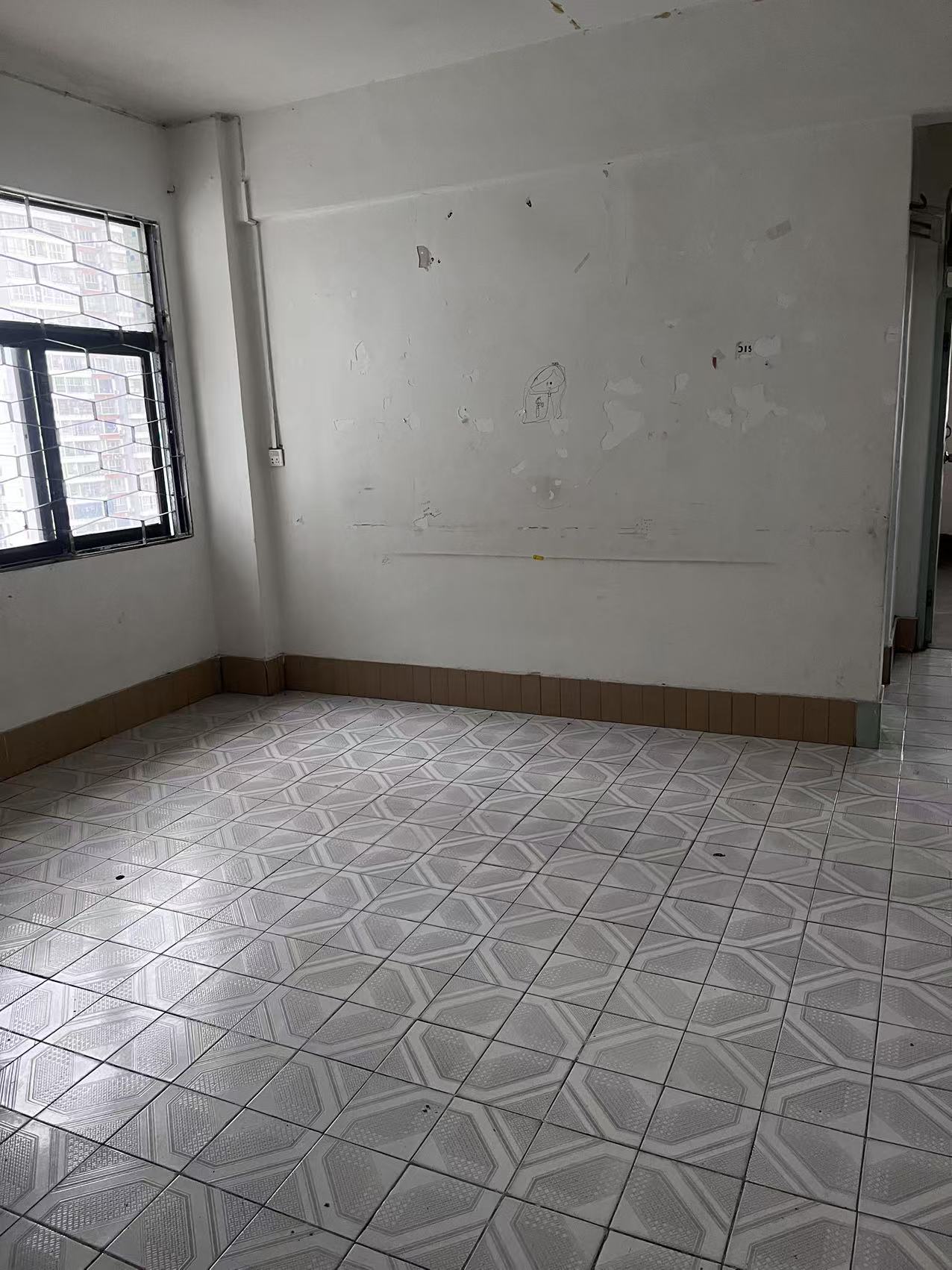 金融大厦宿舍区  2室2厅1卫    1600.0元/月