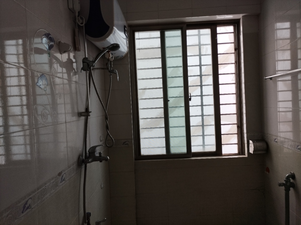 金鹿公寓 3室2厅2卫 160.0万 金鹿公寓 3室2厅2卫 160.0万客厅