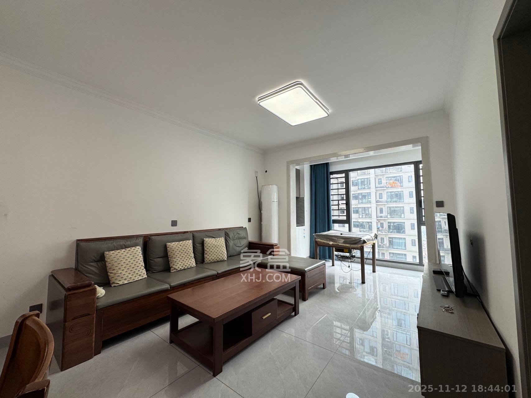 花桥禧新城  1室0厅0卫    2400.0元/月