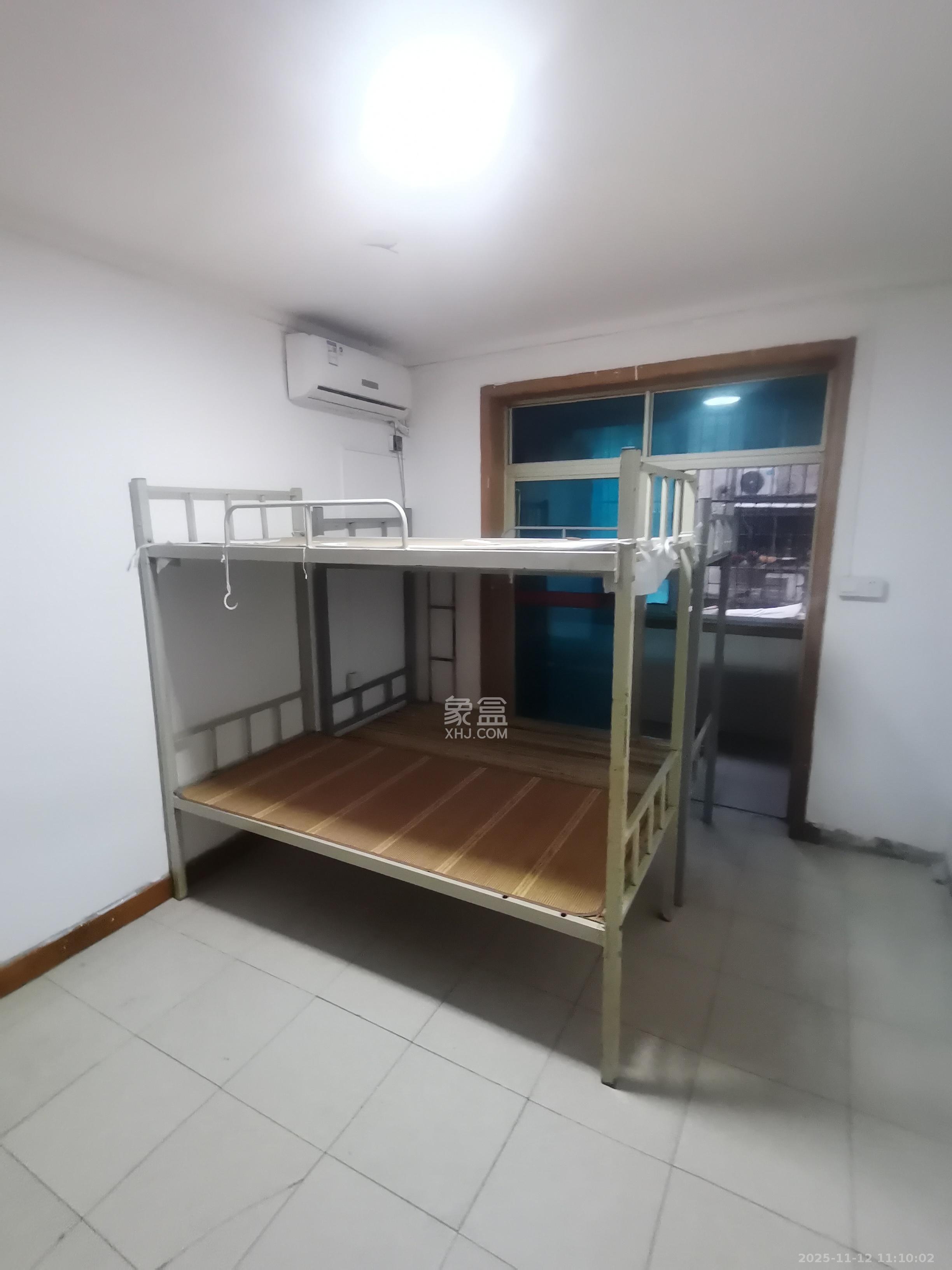 活元桥散盘 4室2厅1卫 2000.0元/月 活元桥散盘 4室2厅1卫 2000.0元/月室内图