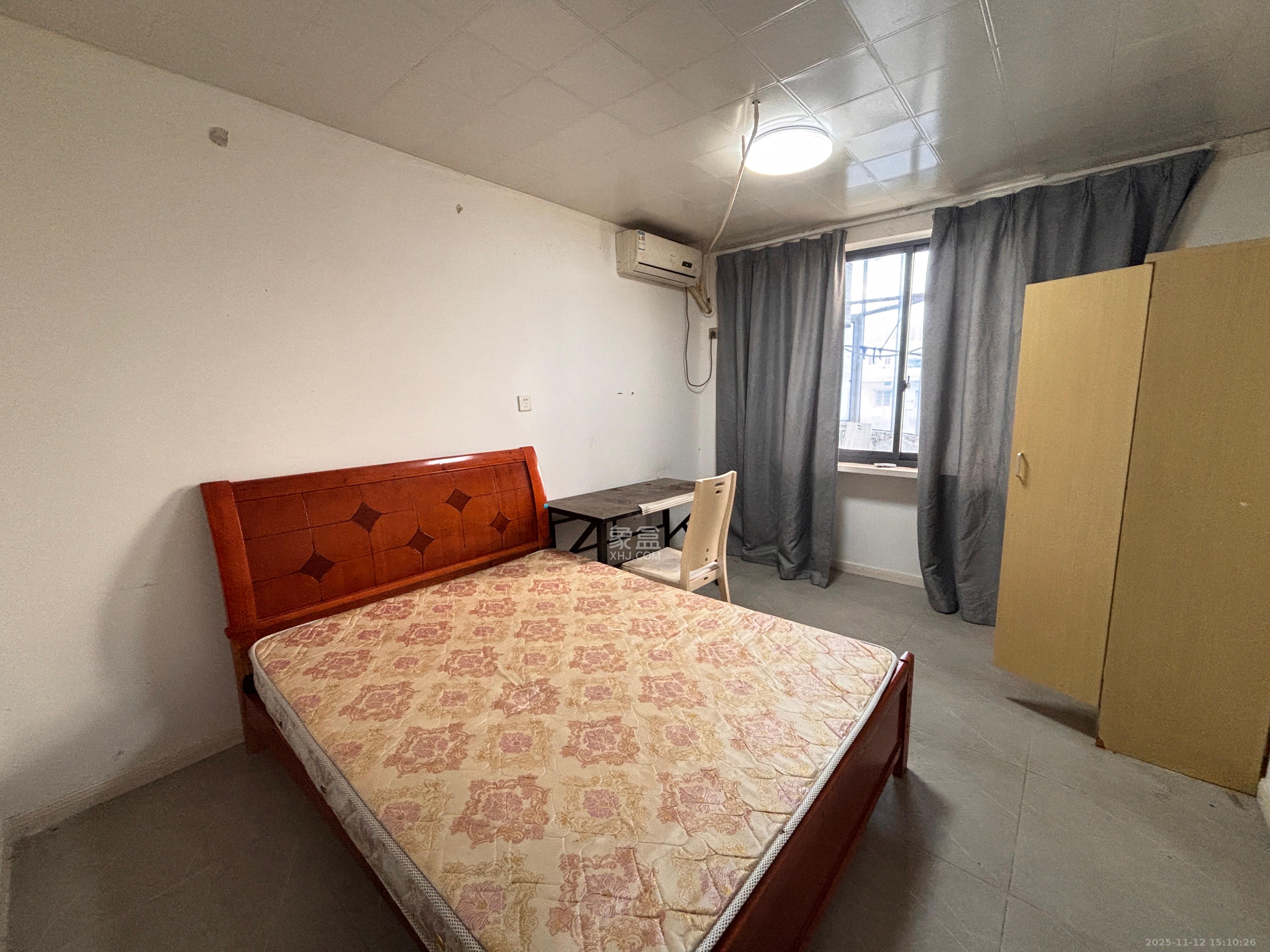 南苑花园 3室2厅1卫 1600.0元/月 南苑花园 3室2厅1卫 1600.0元/月室内图