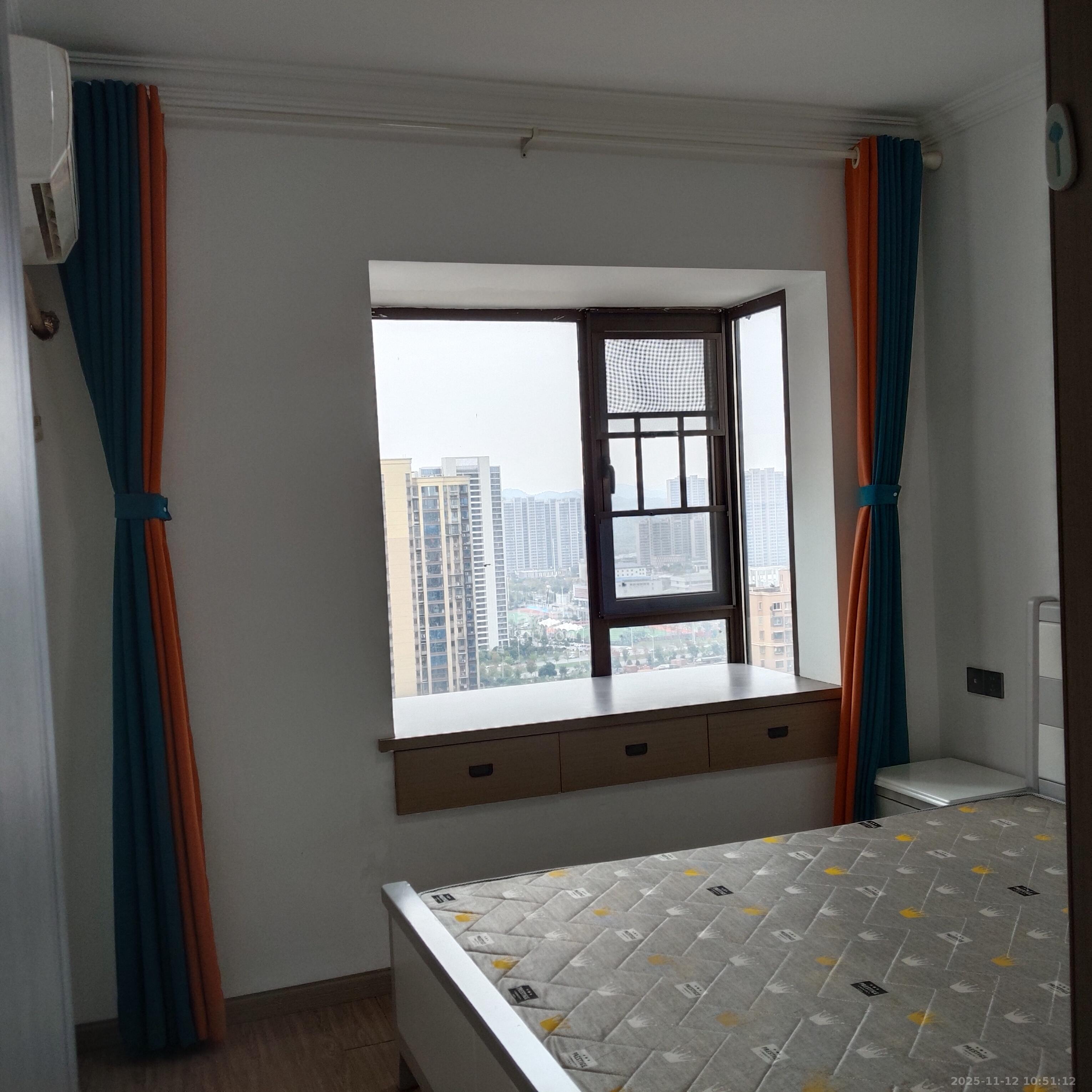 和润园三期 2室1厅1卫 2200.0元/月 和润园三期 2室1厅1卫 2200.0元/月室内图