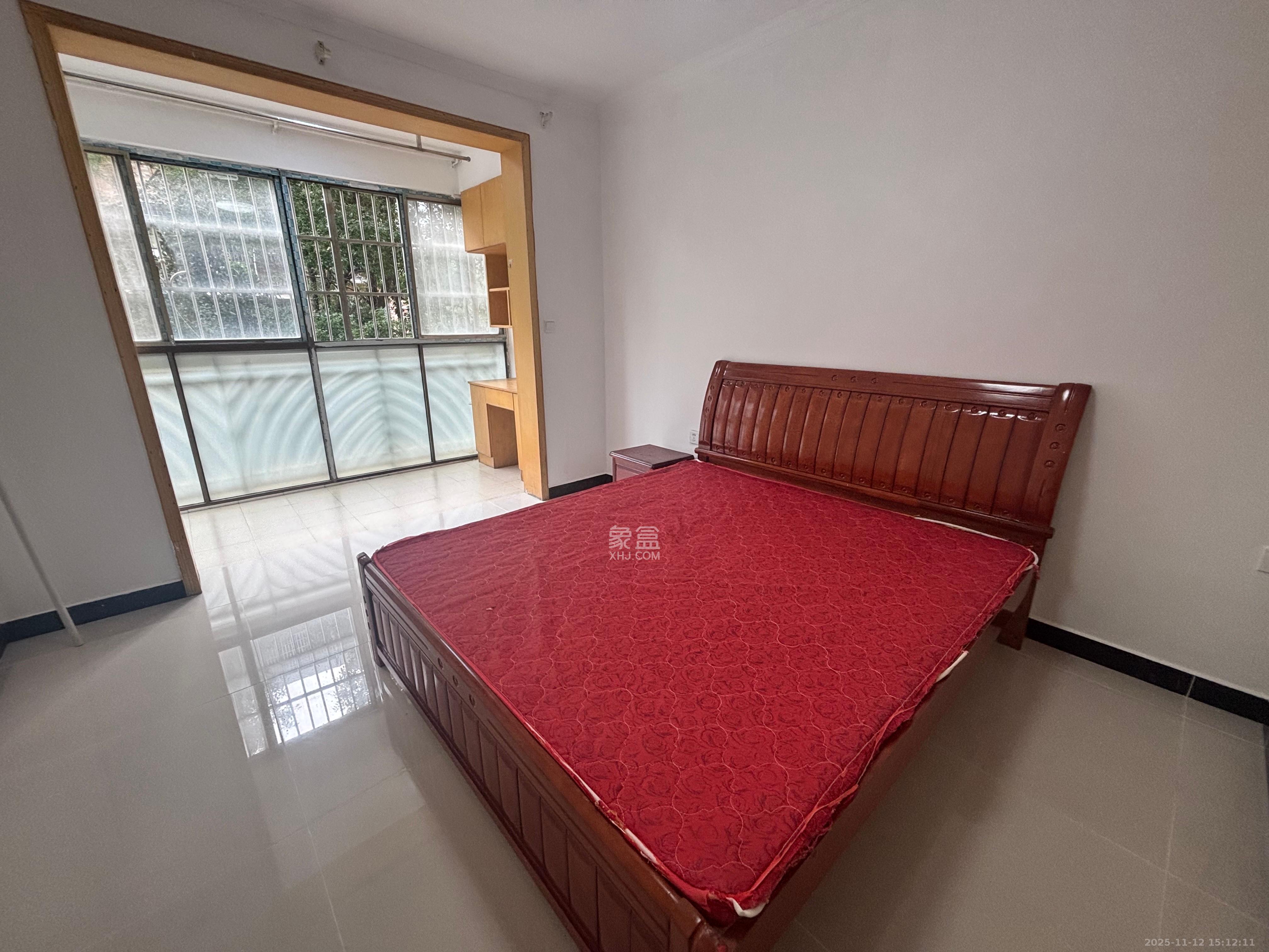 丽都桃源(金峰北院二期) 2室2厅1卫 1600.0元/月 丽都桃源(金峰北院二期) 2室2厅1卫 1600.0元/月室内图