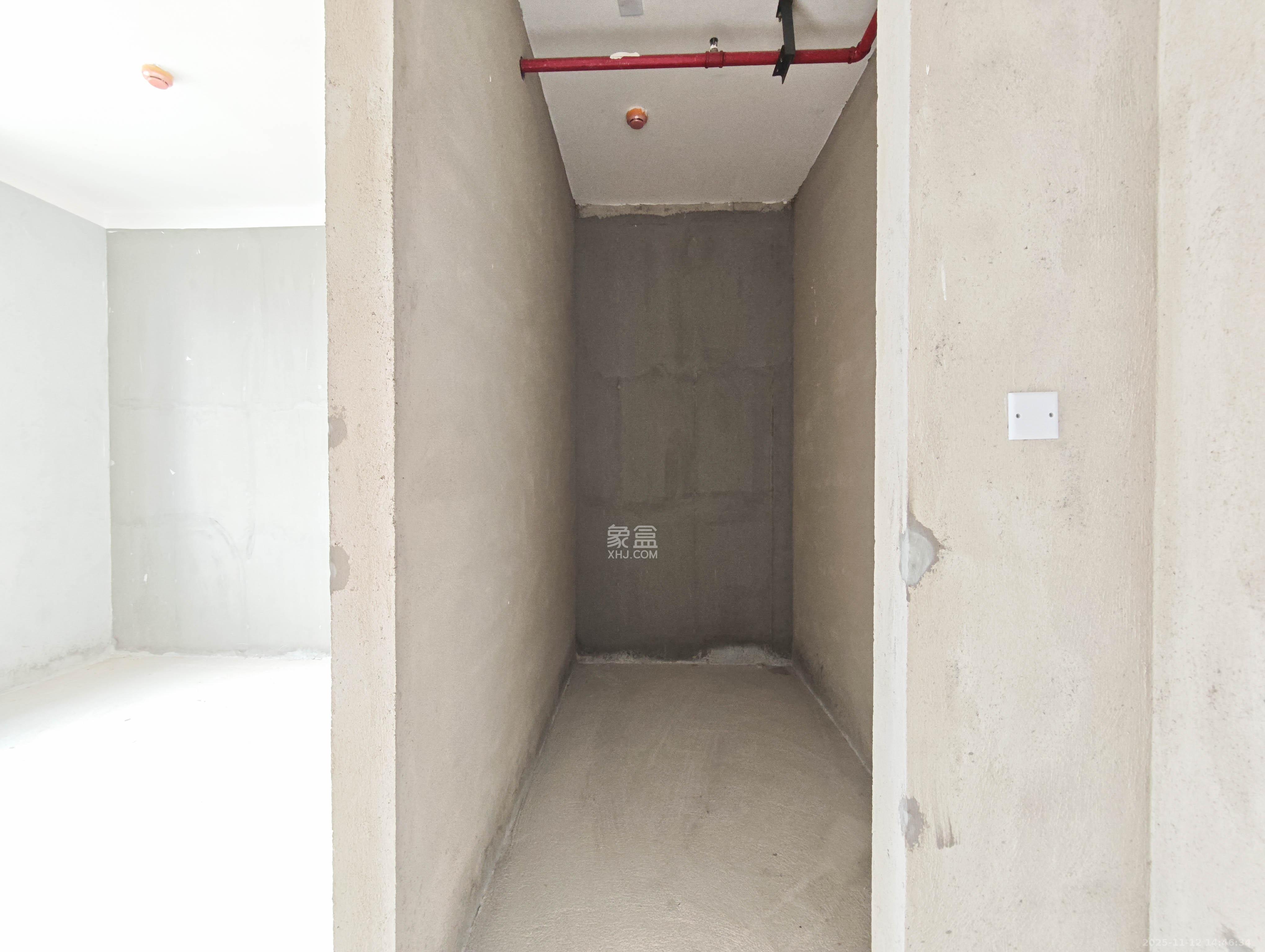 融创会展上东区 5室2厅3卫 180.0万 融创会展上东区 5室2厅3卫 180.0万其他