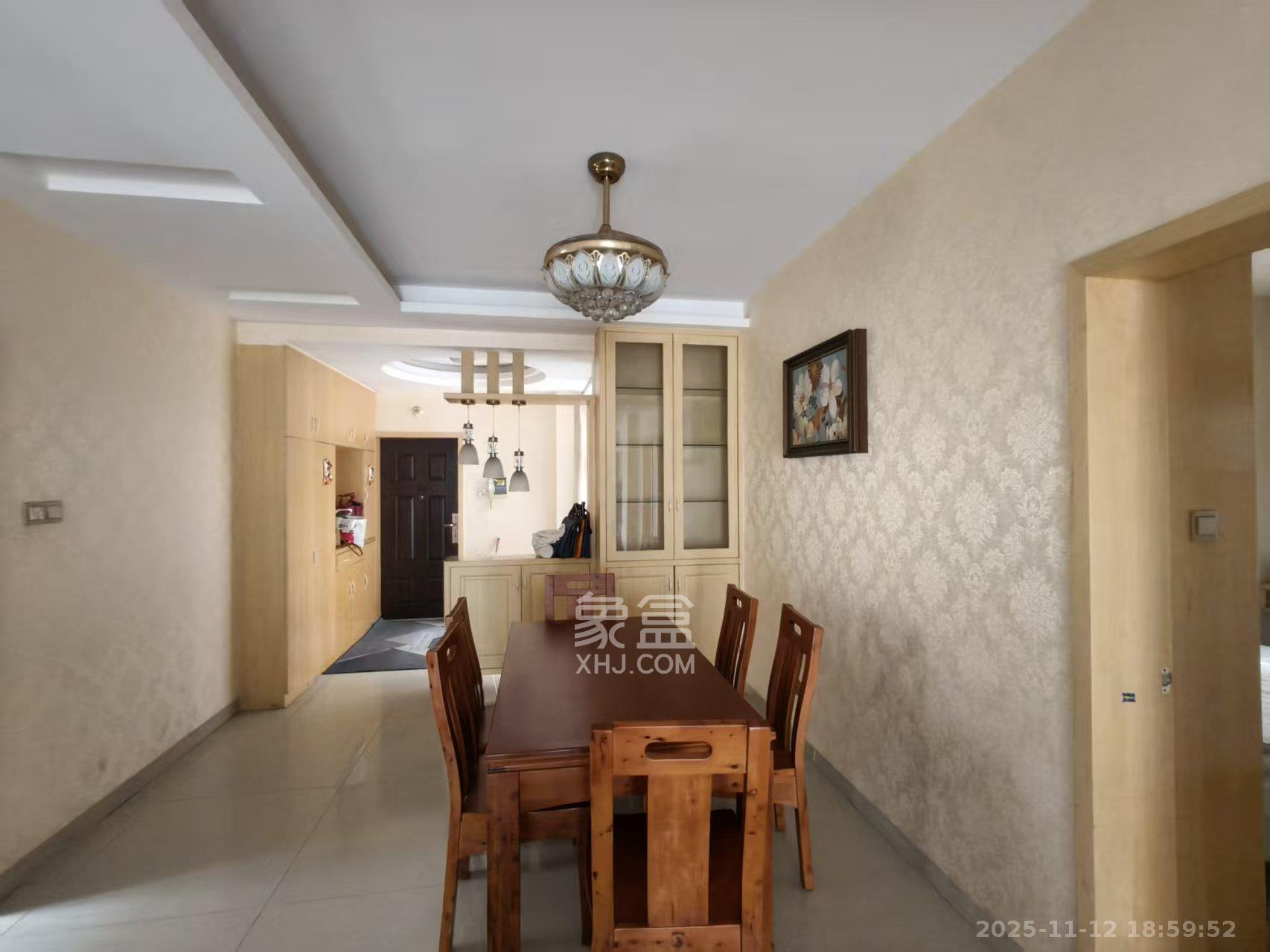 升远君尚嘉筑 4室2厅2卫 2700.0元/月 升远君尚嘉筑 4室2厅2卫 2700.0元/月室内图