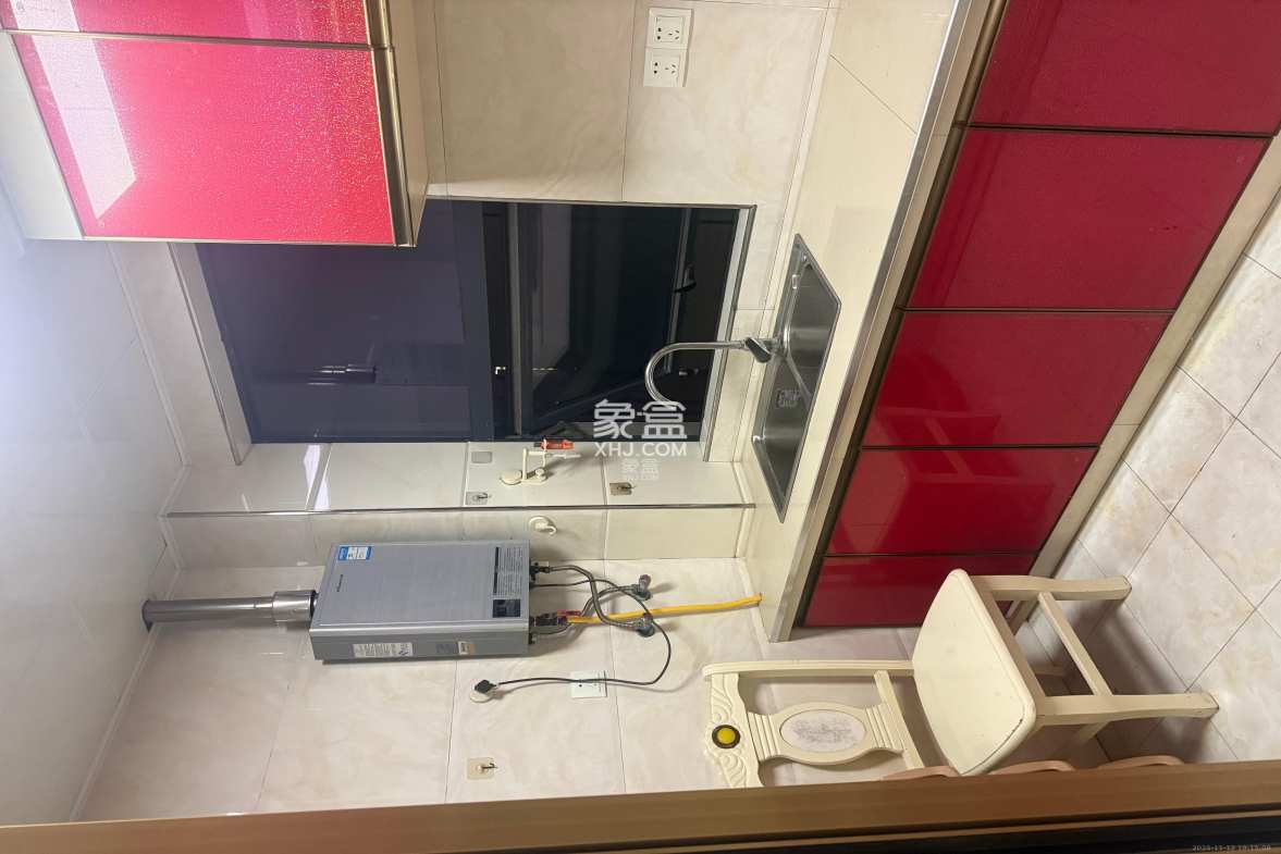 汇一城(汇壹公馆) 2室2厅1卫 1800.0元/月 汇一城(汇壹公馆) 2室2厅1卫 1800.0元/月室内图