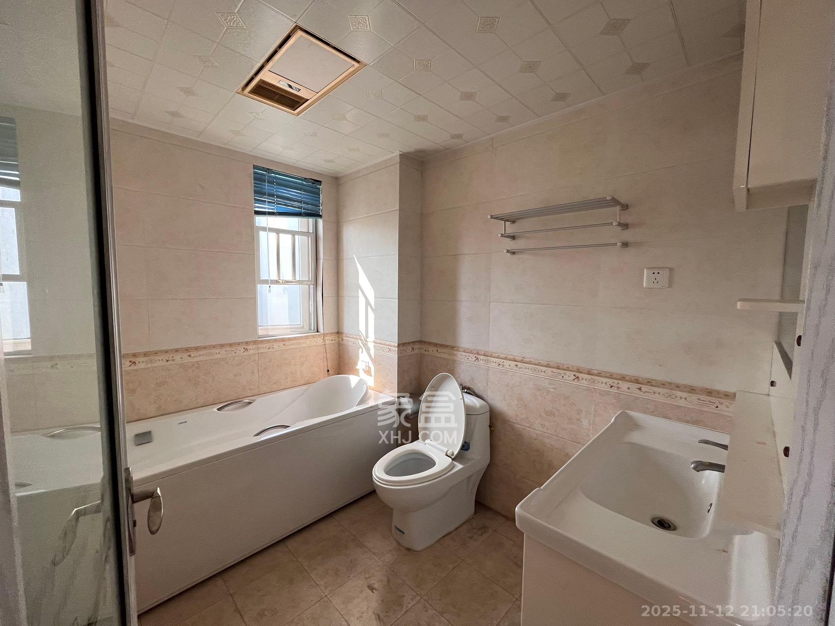 五矿沁园金城（春和景园）  4室2厅2卫    3200.0元/月室内图