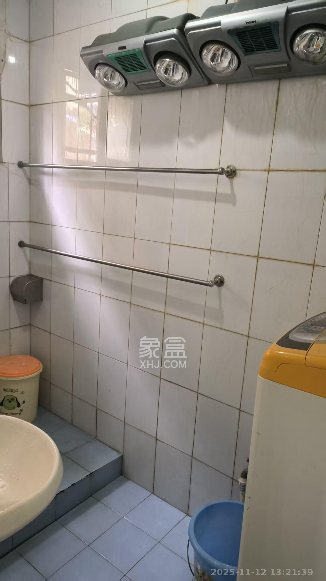 火把山小区  1室1厅1卫    800.0元/月室内图