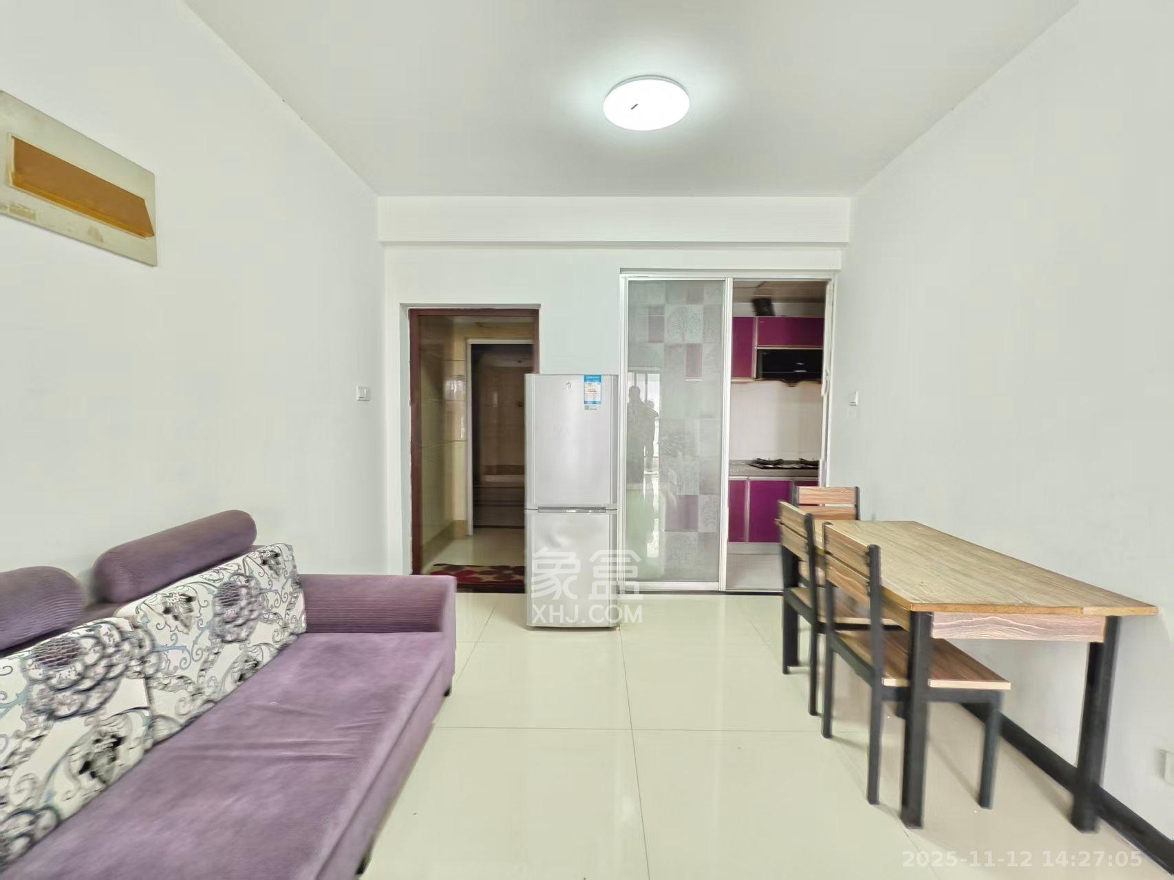 奥克斯广场 2室2厅1卫 2500.0元/月 奥克斯广场 2室2厅1卫 2500.0元/月室内图