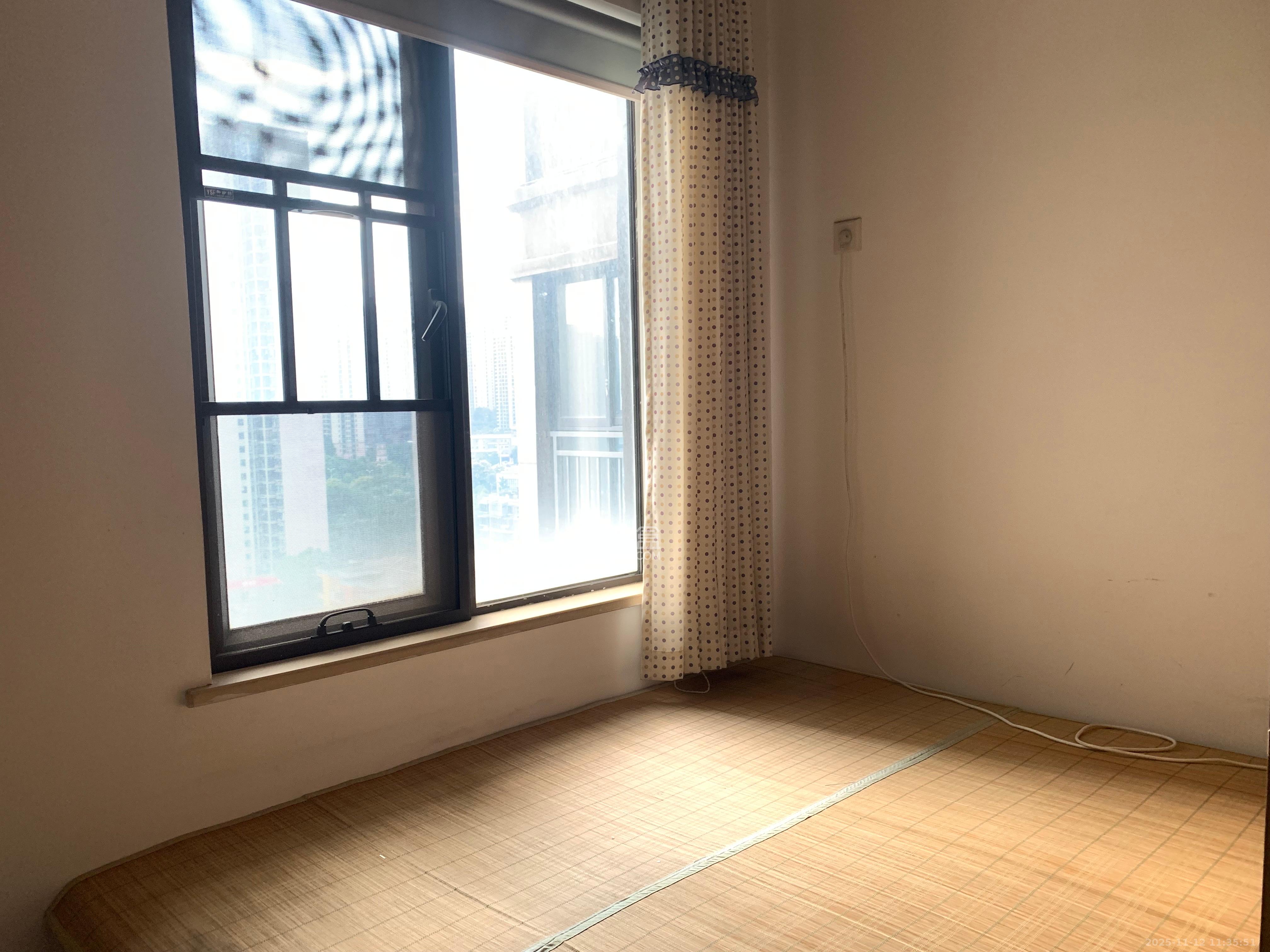 旭辉藏郡(藏郡、旭湘华府) 3室2厅1卫 2500.0元/月 旭辉藏郡(藏郡、旭湘华府) 3室2厅1卫 2500.0元/月室内图