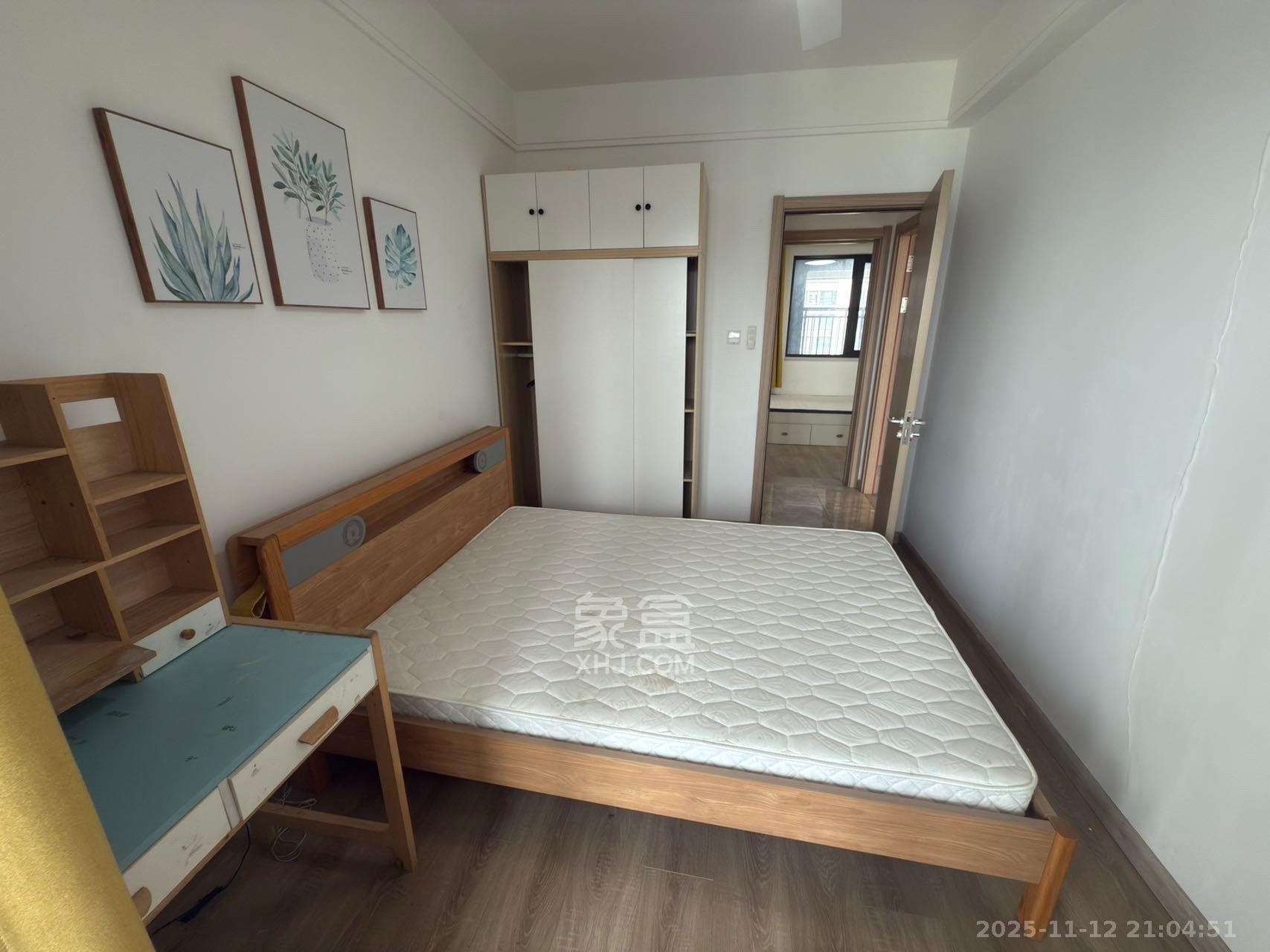 南山梅溪一方  1室0厅0卫    2900.0元/月室内图