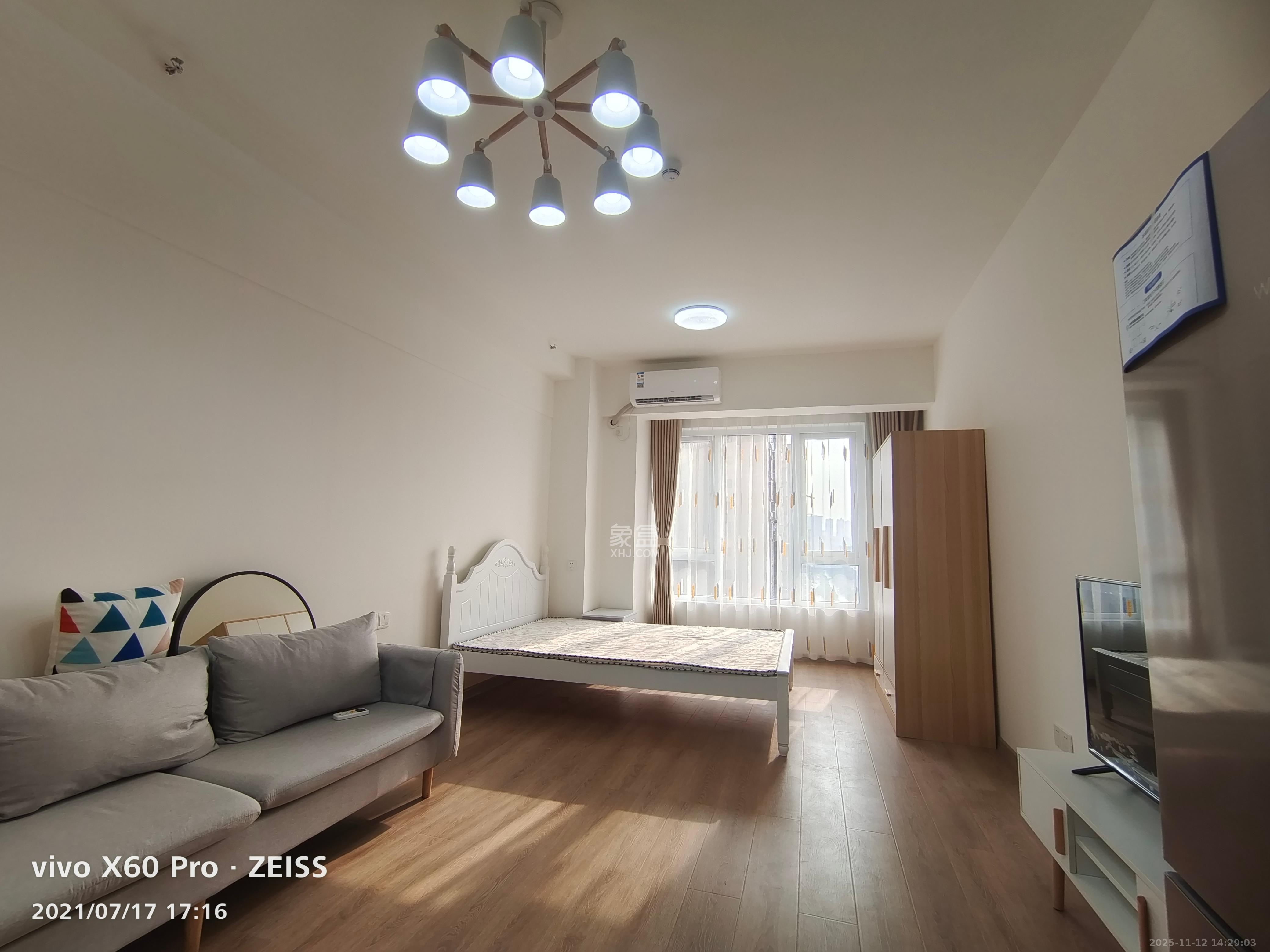 合能枫丹丽舍(柏悦名苑) 1室1厅1卫 1300.0元/月 合能枫丹丽舍(柏悦名苑) 1室1厅1卫 1300.0元/月室内图