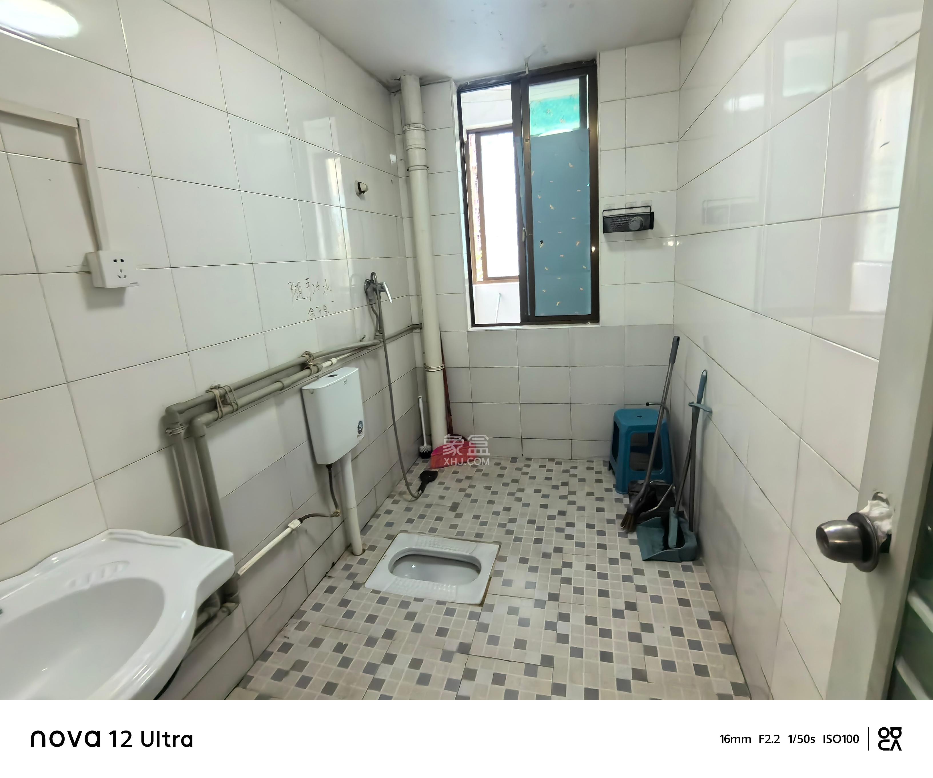 湘核佳苑  4室1厅1卫    1800.0元/月室内图