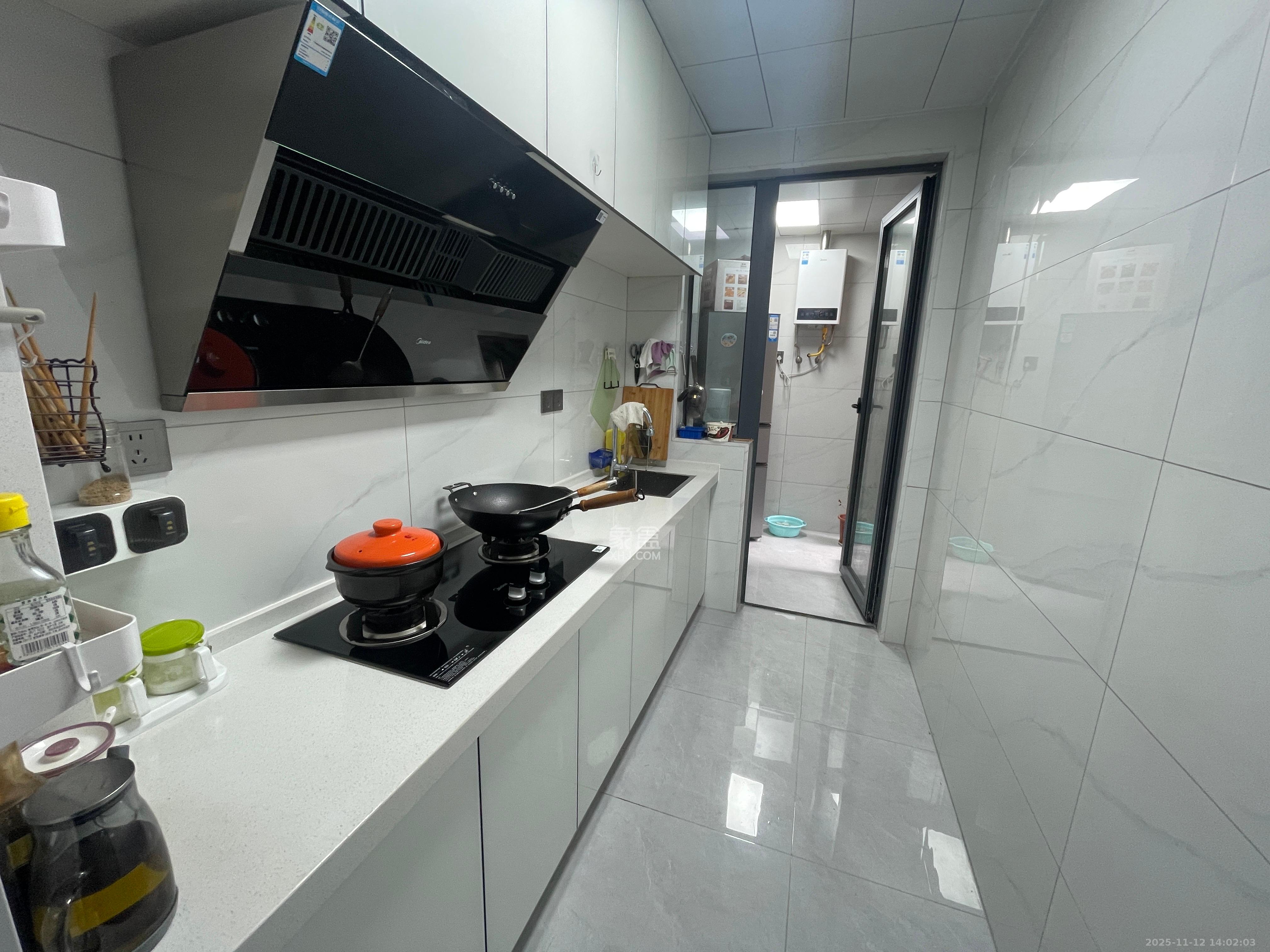 唐桂家园  1室0厅0卫    2400.0元/月室内图