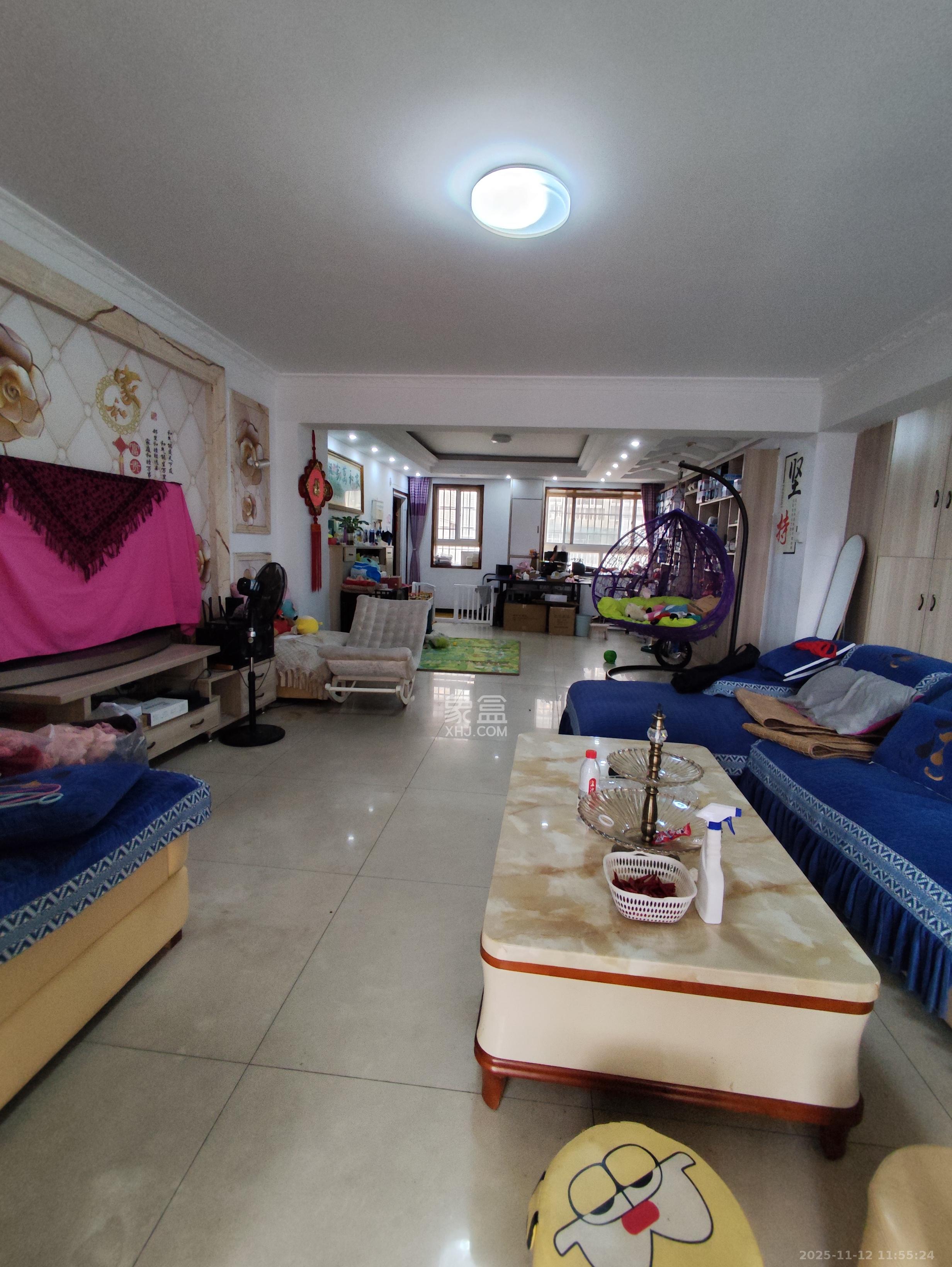 天心电脑城（朝阳丽景，朝阳丽园）  4室2厅1卫    3500.0元/月室内图