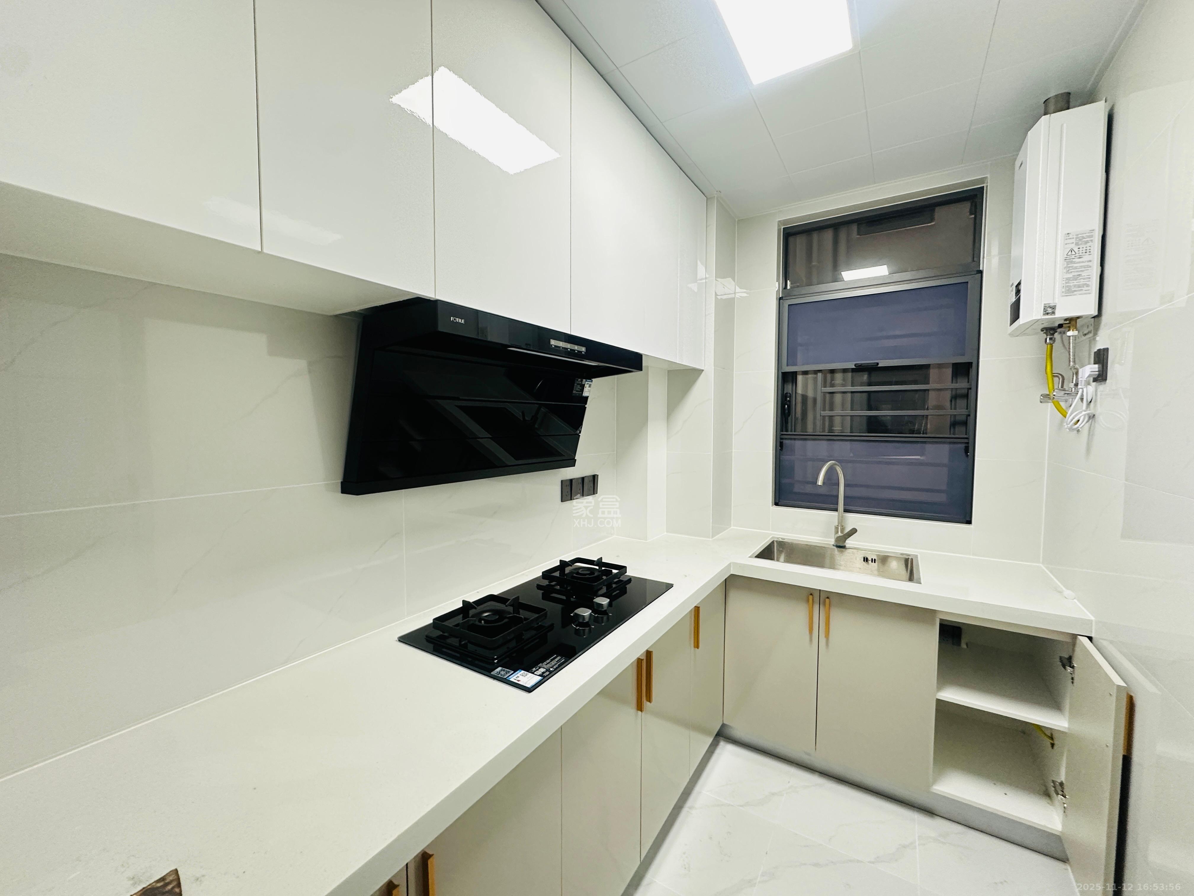 湖湘时代名邸公园壹号 2室2厅1卫 2600.0元/月 湖湘时代名邸公园壹号 2室2厅1卫 2600.0元/月室内图