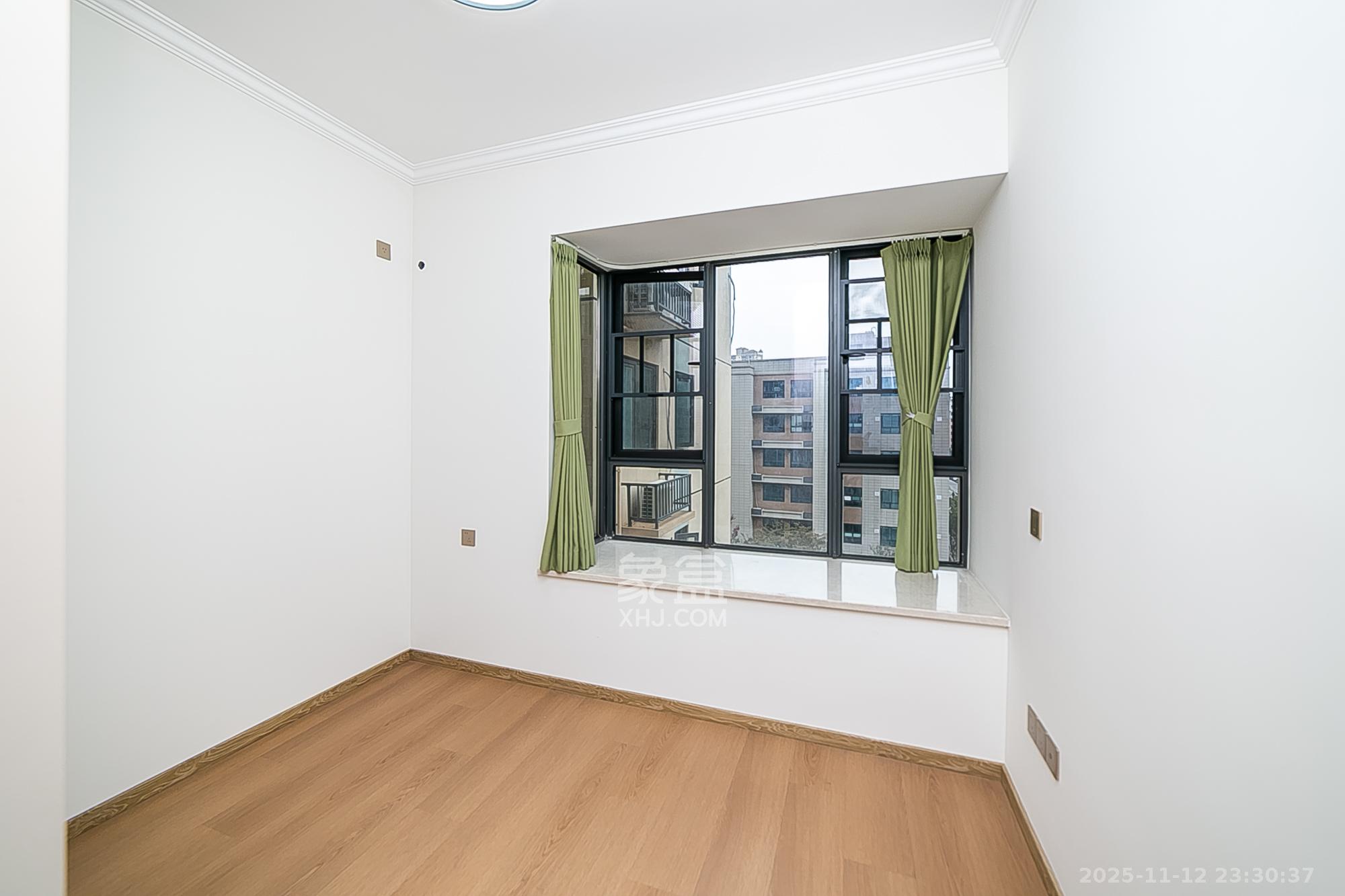 岭福家苑（天心佳苑）  3室2厅1卫    118.0万卧室