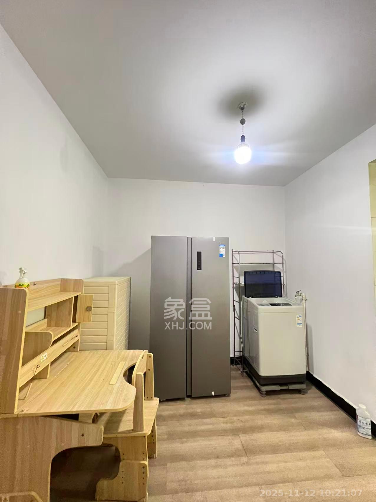 五一新村安置小区(永定社区、永兴社区、永祥社区) 2室1厅1卫 1800.0元/月 五一新村安置小区(永定社区、永兴社区、永祥社区) 2室1厅1卫 1800.0元/月室内图