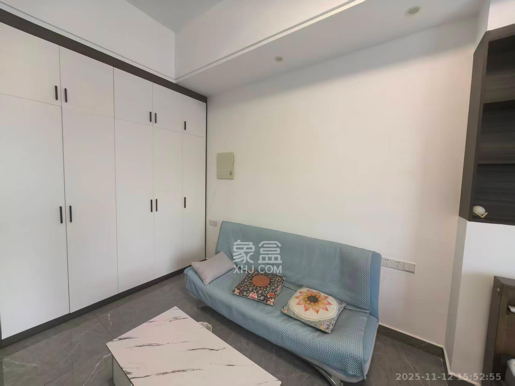 奥克斯滨仕花园（奥克斯洋湖广场/奥克斯中心）  1室1厅1卫    1700.0元/月室内图