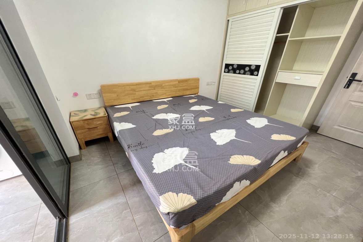 吉泰园安置小区 2室2厅1卫 2600.0元/月 吉泰园安置小区 2室2厅1卫 2600.0元/月室内图