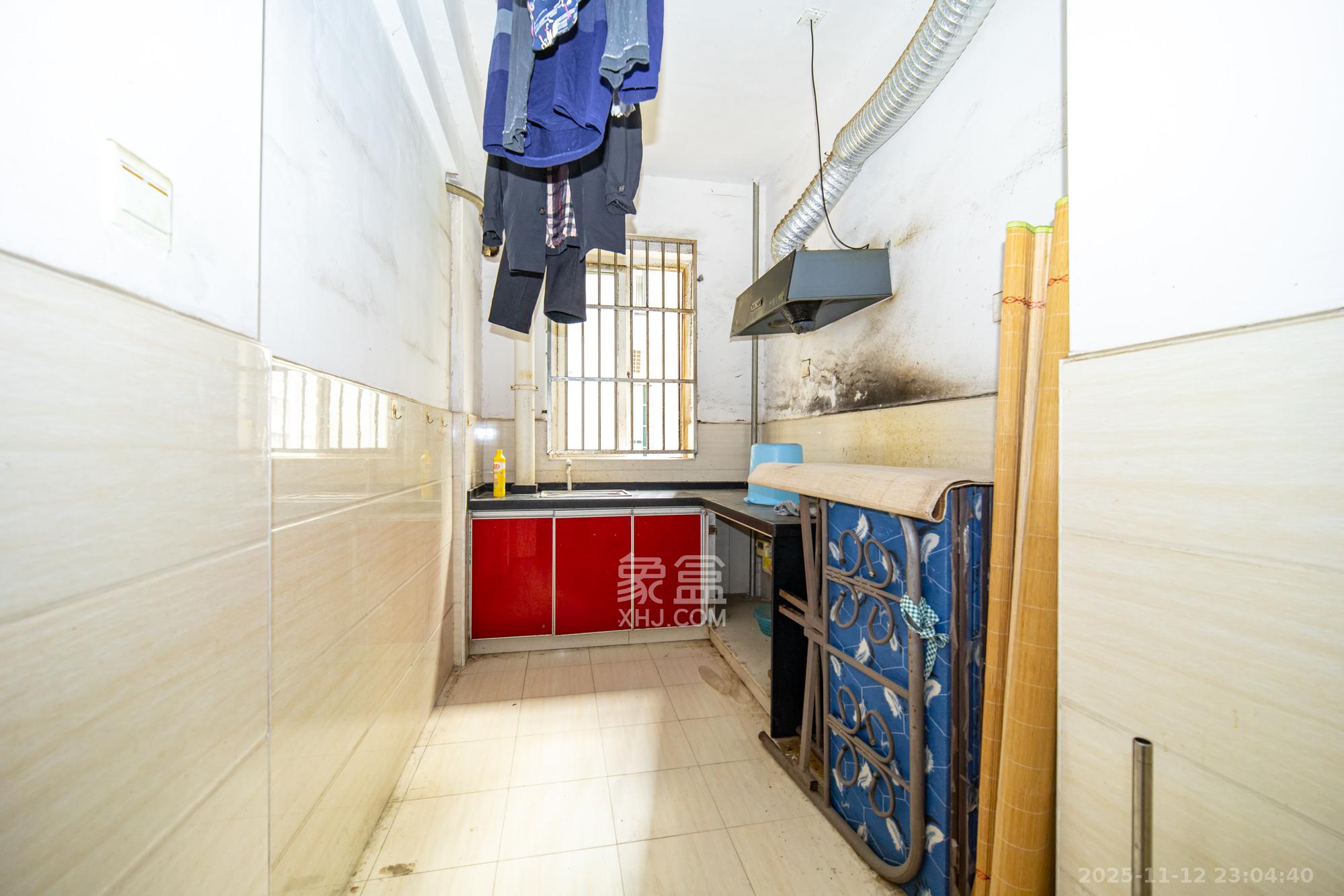 时代星城 1室2厅2卫 70.0万 时代星城 1室2厅2卫 70.0万厨房