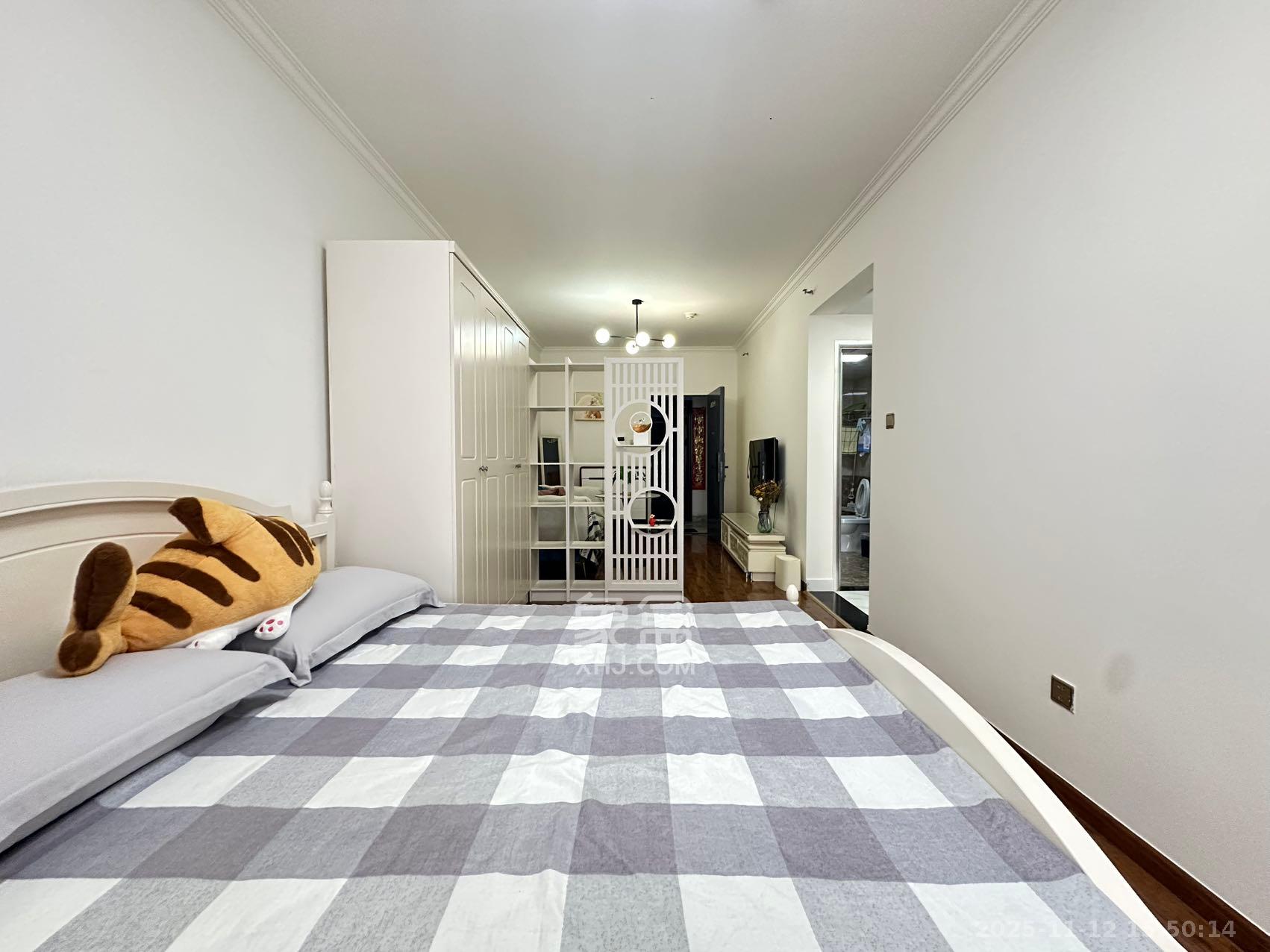 北辰三角洲E3区  1室1厅1卫    2200.0元/月室内图