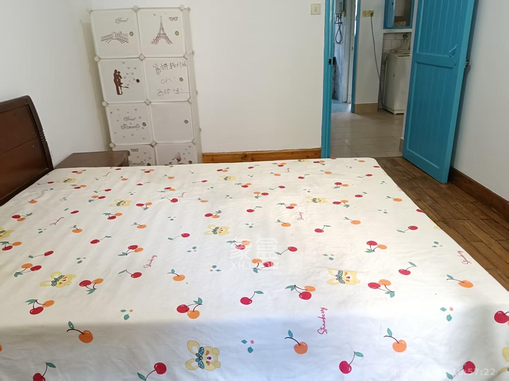 国庆新村  1室1厅1卫    1600.0元/月室内图