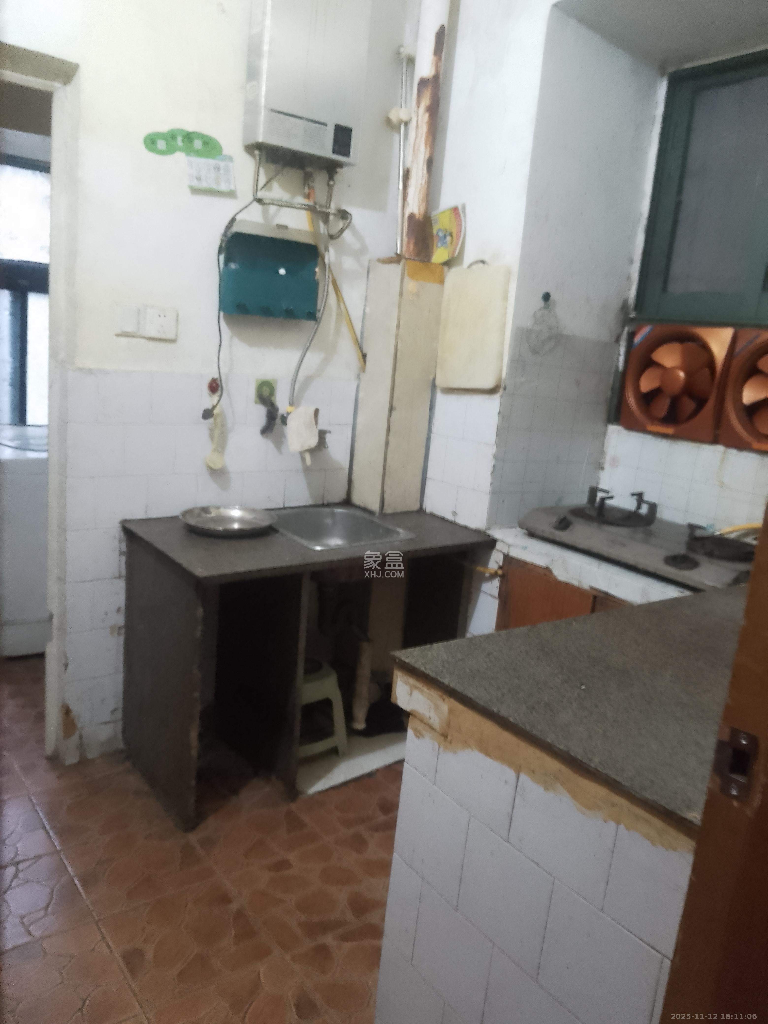 东瓜山一村  2室1厅1卫    1200.0元/月室内图