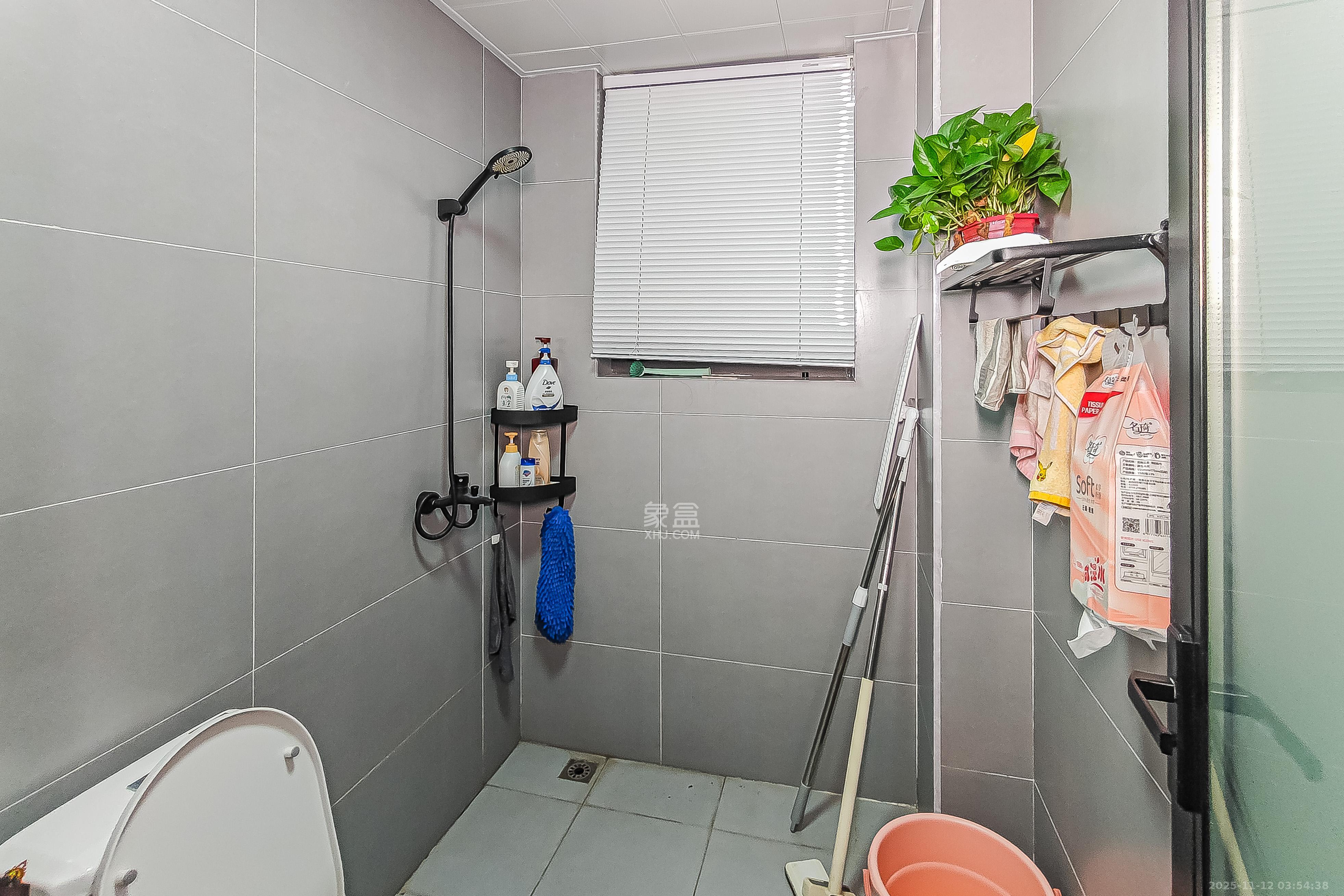 建发央玺(建发泱玺雅苑) 4室2厅3卫 325.0万 建发央玺(建发泱玺雅苑) 4室2厅3卫 325.0万卫生间