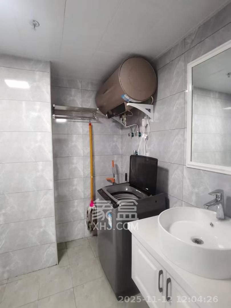 世景国际广场  1室1厅1卫    1600.0元/月室内图