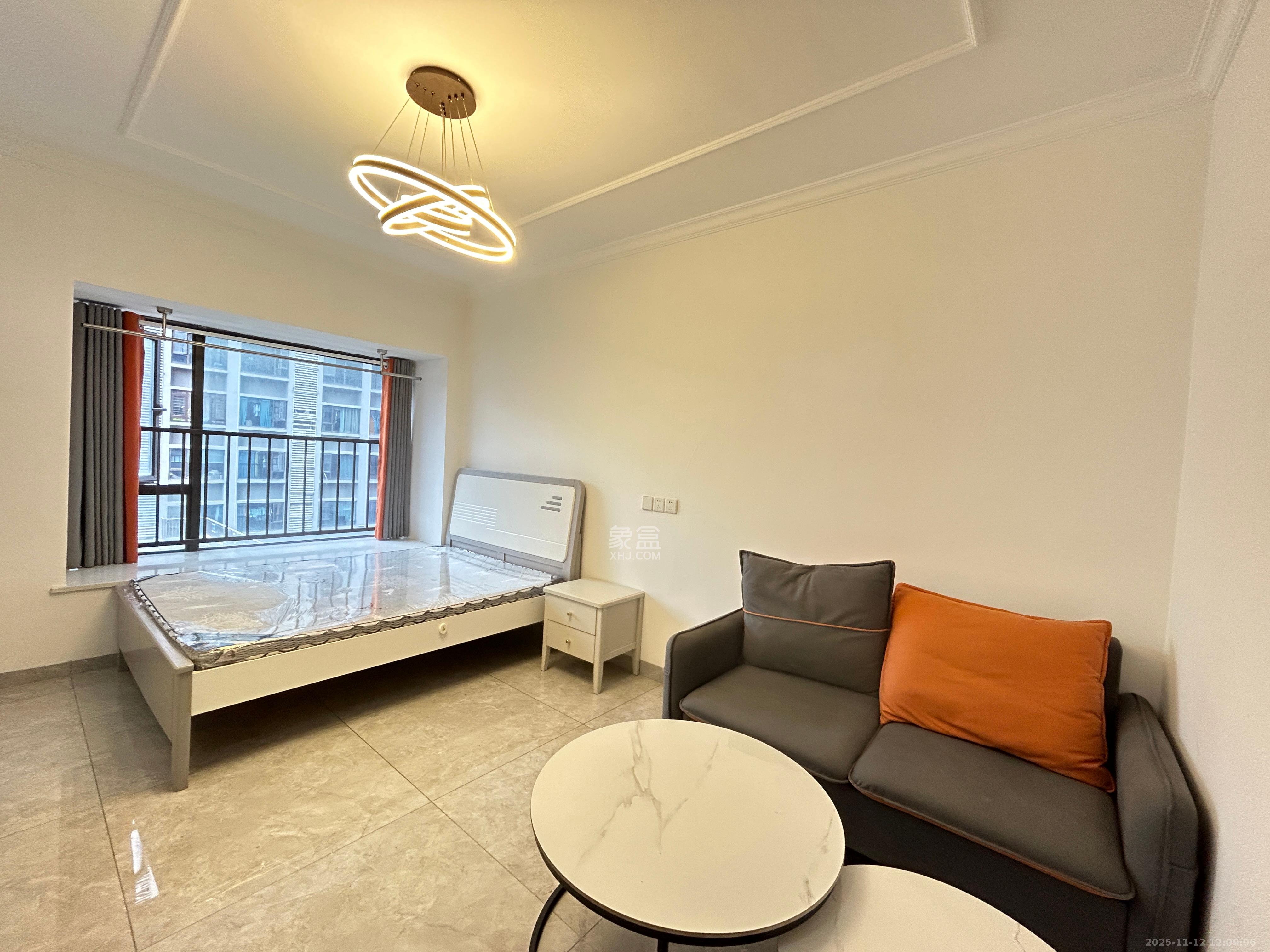 奥园城市天骄一期  1室1厅1卫    1500.0元/月