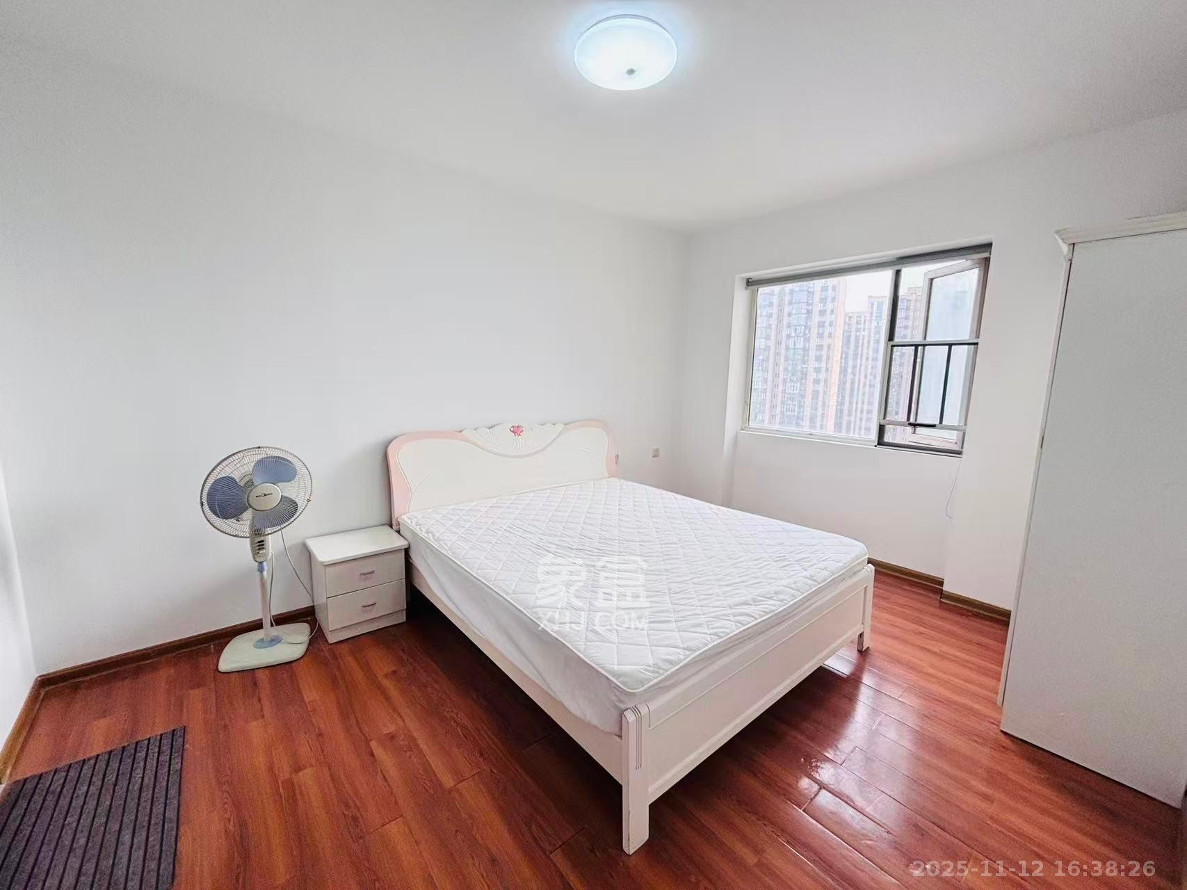 洋湖和园(福联嘉苑) 3室1厅2卫 2300.0元/月 洋湖和园(福联嘉苑) 3室1厅2卫 2300.0元/月室内图