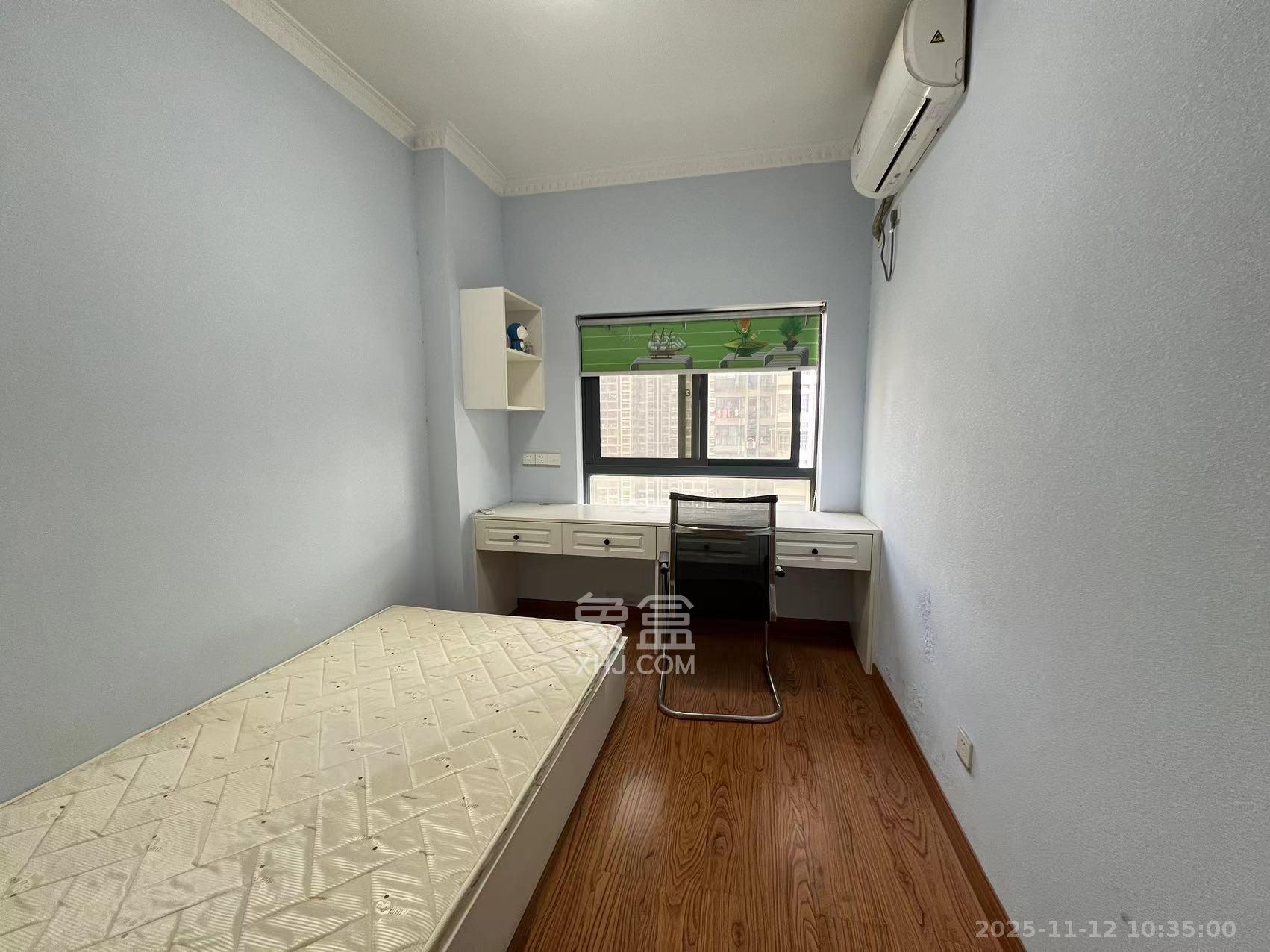 花样年华 4室2厅2卫 2400.0元/月 花样年华 4室2厅2卫 2400.0元/月室内图