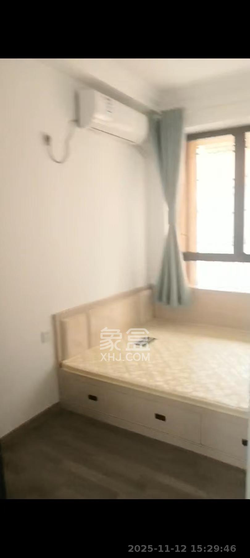 紫华郡  3室2厅2卫    2100.0元/月室内图