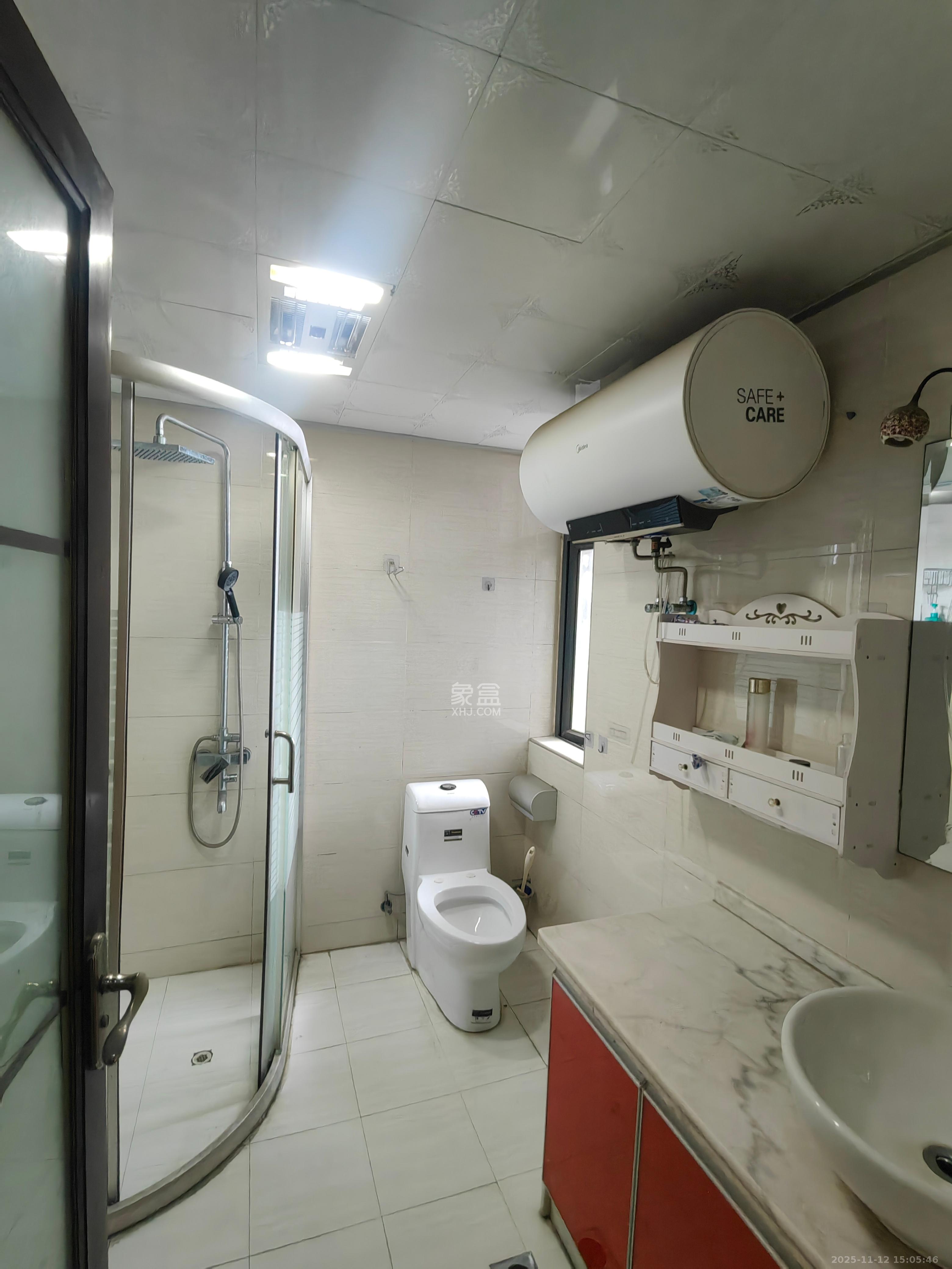 百合湖滨花园  3室2厅1卫    1400.0元/月室内图