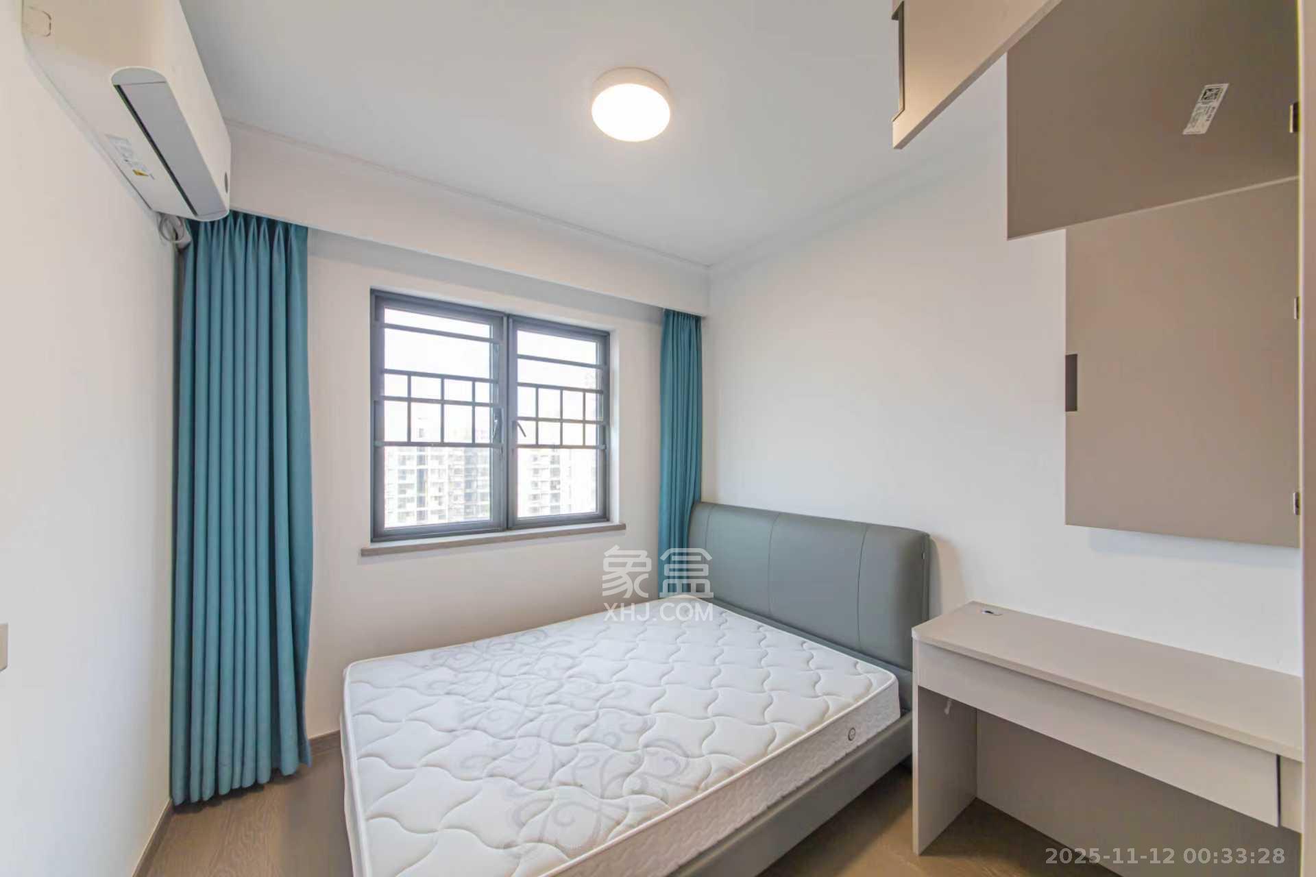 江悦和鸣  4室2厅2卫    4360.0元/月