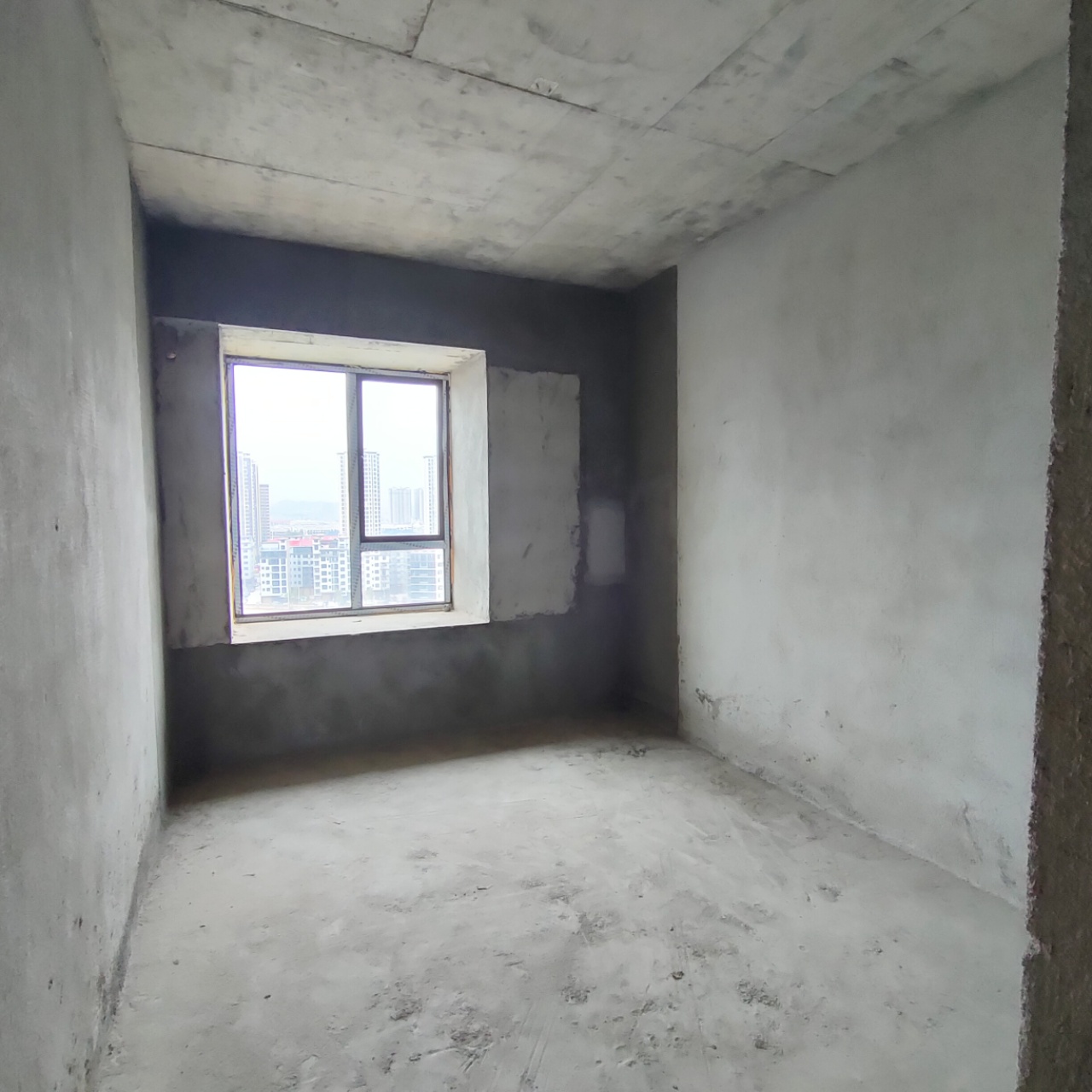 吉鸿花园  1室0厅0卫    70.0万客厅