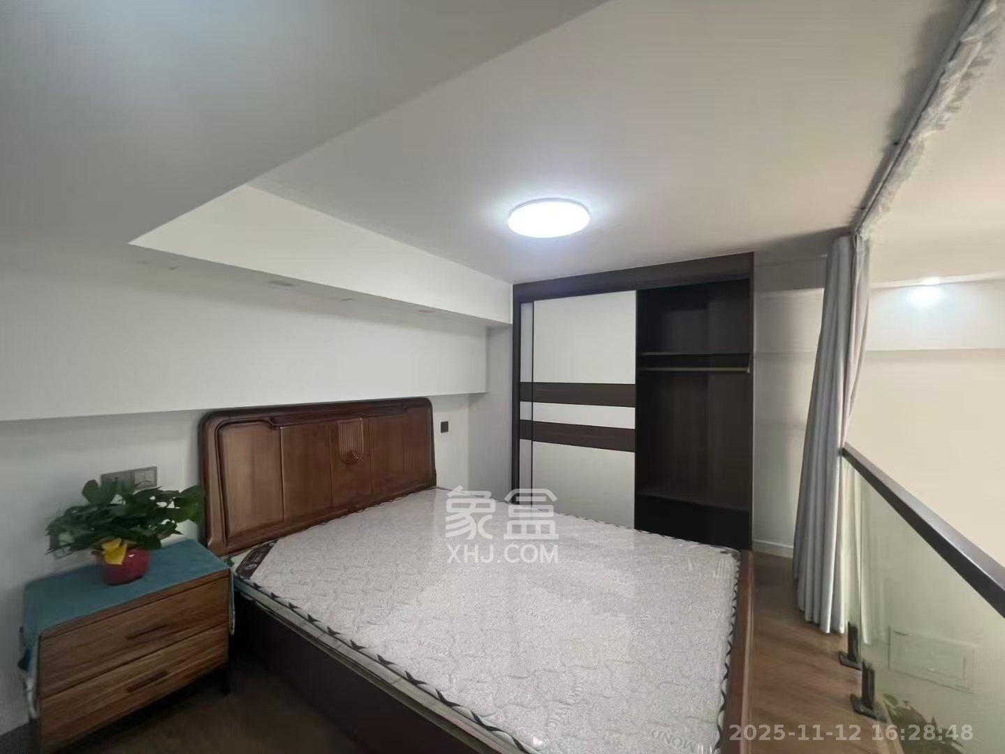 荣盛花语书苑  2室1厅1卫    2000.0元/月室内图