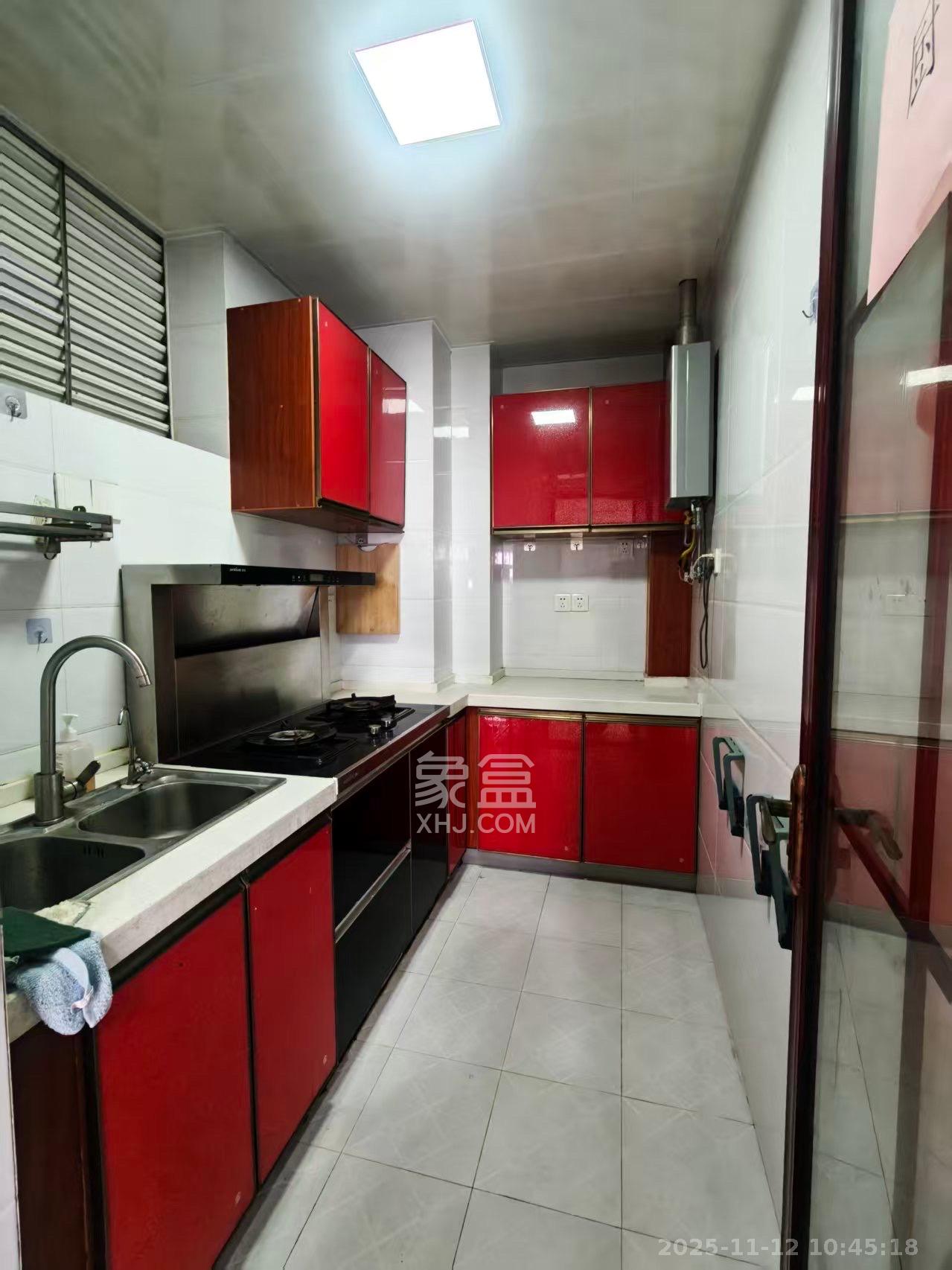 红树湾  3室2厅1卫    2200.0元/月