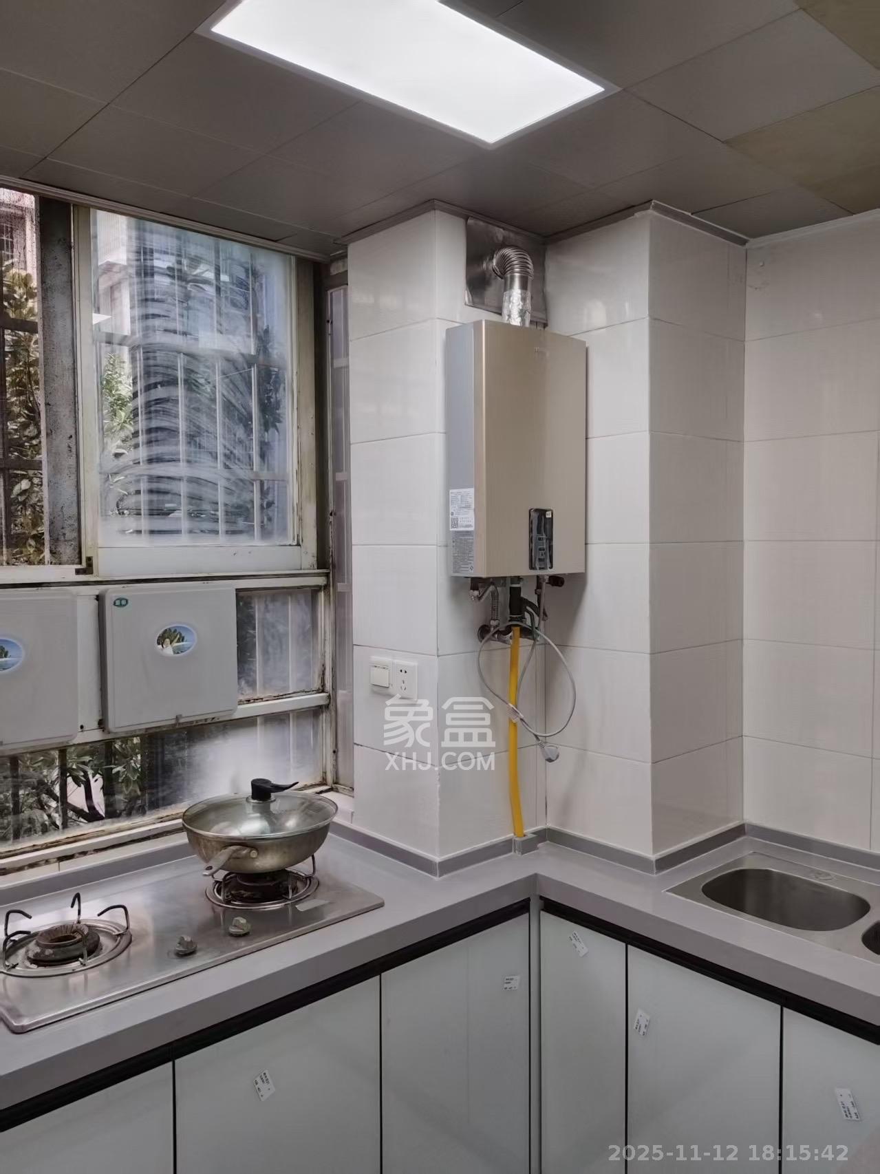 金帆小区 2室1厅1卫 1800.0元/月 金帆小区 2室1厅1卫 1800.0元/月室内图