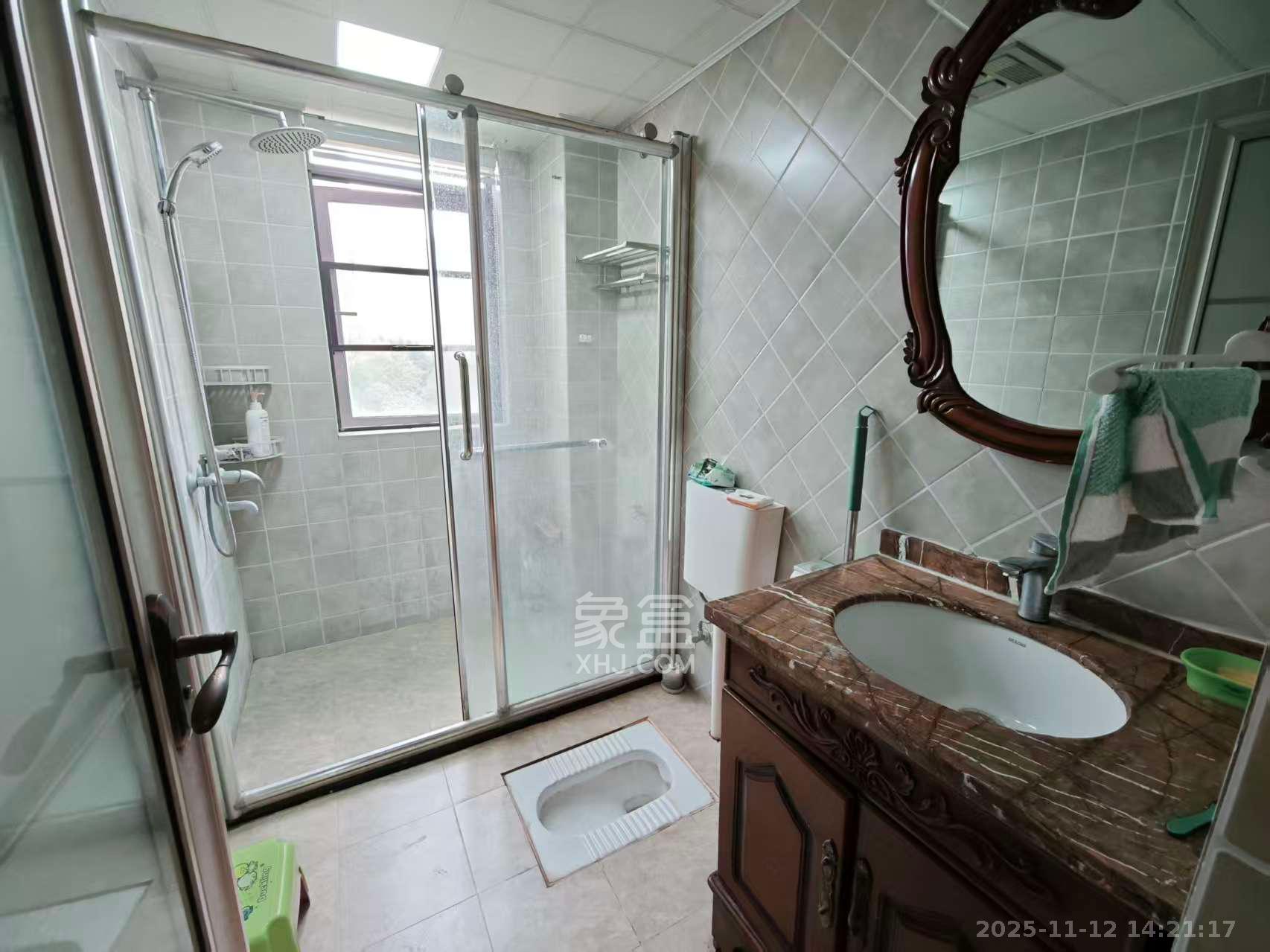 梅溪湖金茂悦（金悦雅苑）  4室2厅1卫    4200.0元/月室内图