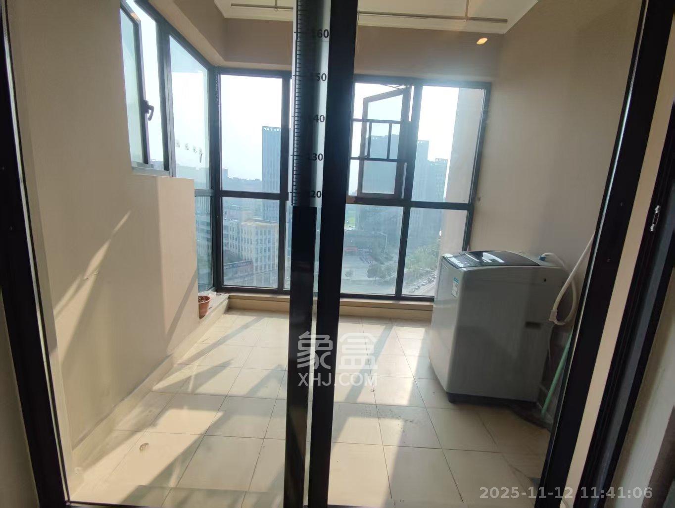 汇金城/嘉华城（二期、三期）  3室2厅1卫    2400.0元/月