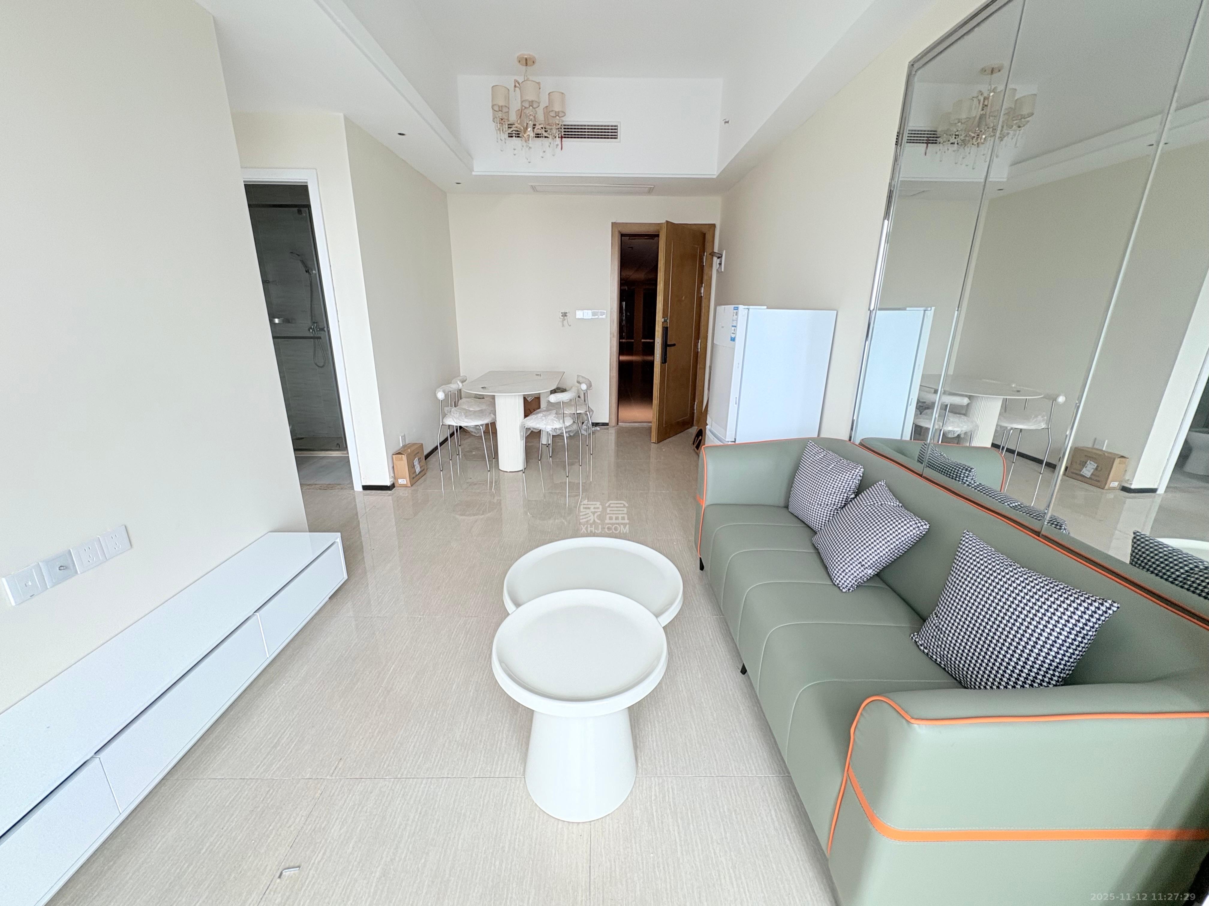 恒大珺悦府  3室2厅1卫    3200.0元/月