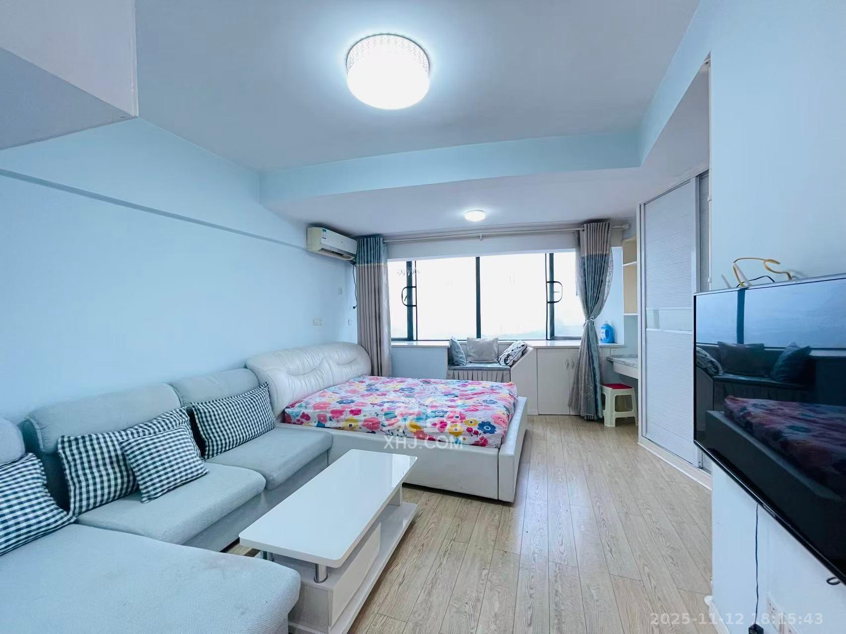 观园国际公寓  1室1厅1卫    2000.0元/月室内图