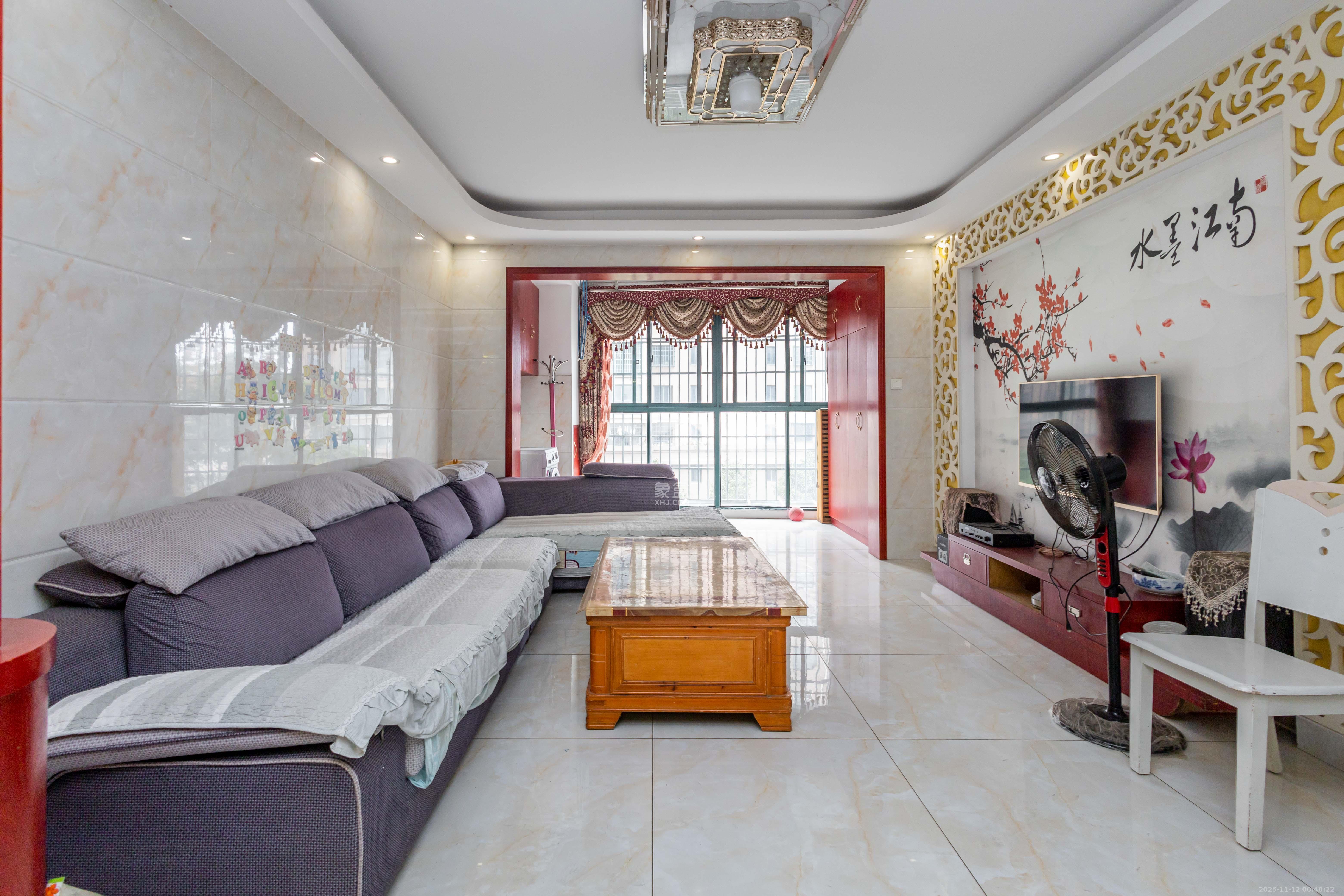 才子佳郡  3室2厅1卫    60.0万客厅